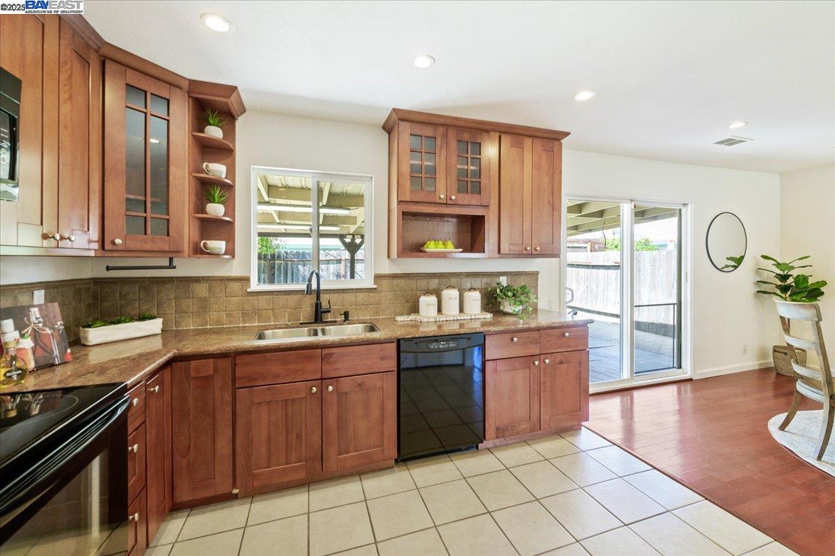 414 Brighton Way
