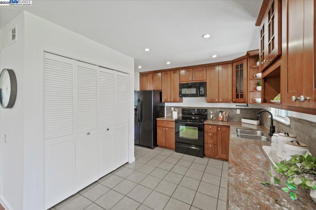 414 Brighton Way