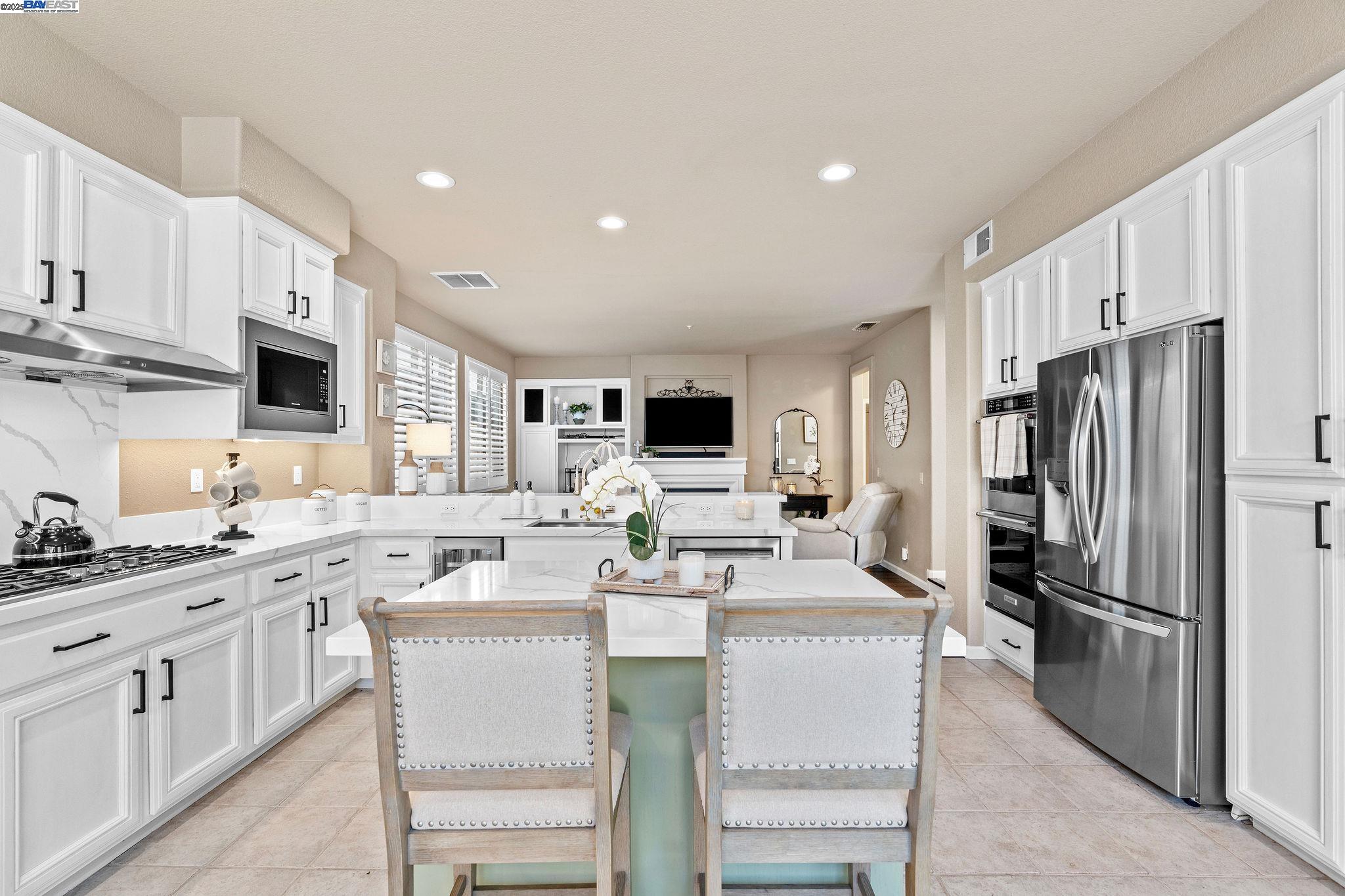 138 Tourmaline Ave