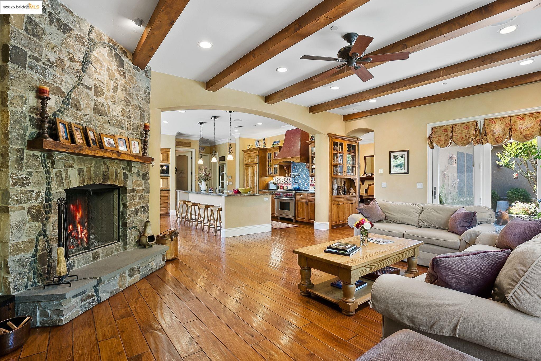 1901 Buena Vista Ave