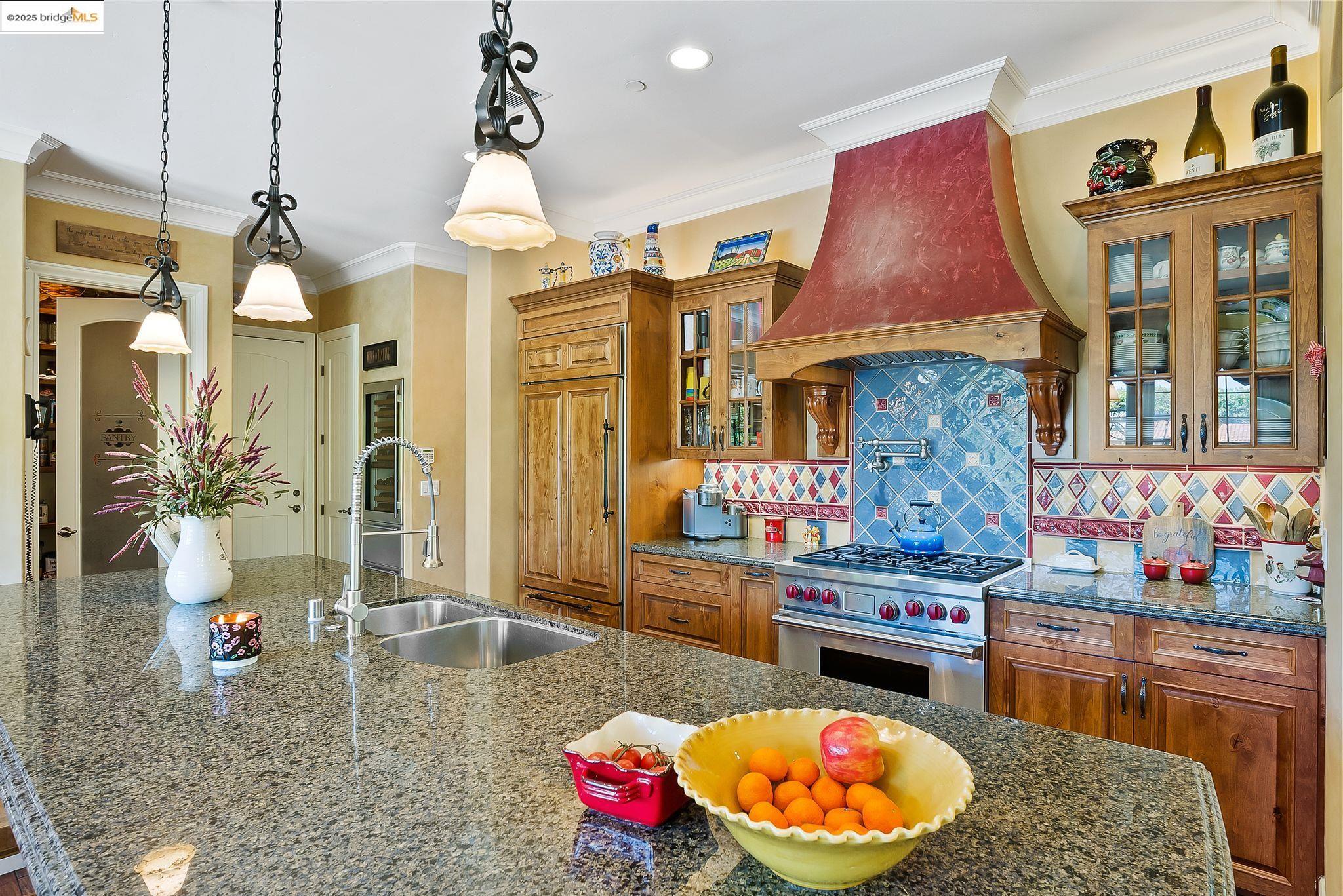 1901 Buena Vista Ave