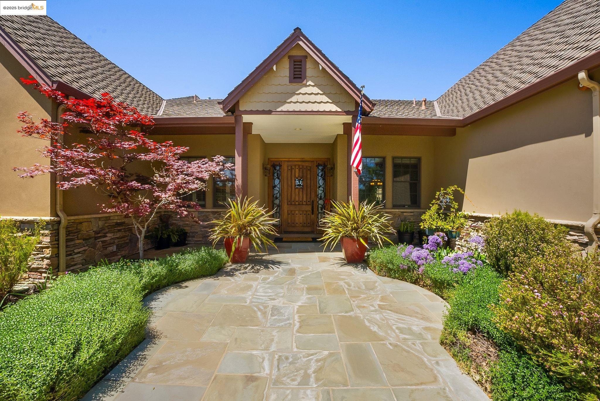 1901 Buena Vista Ave