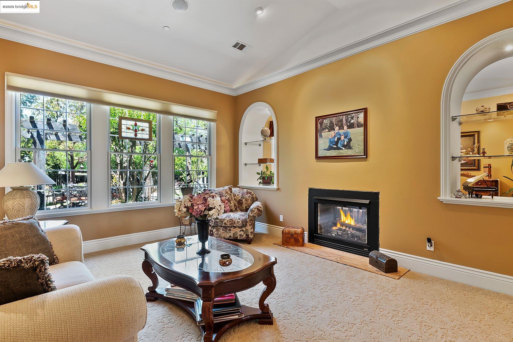 1901 Buena Vista Ave