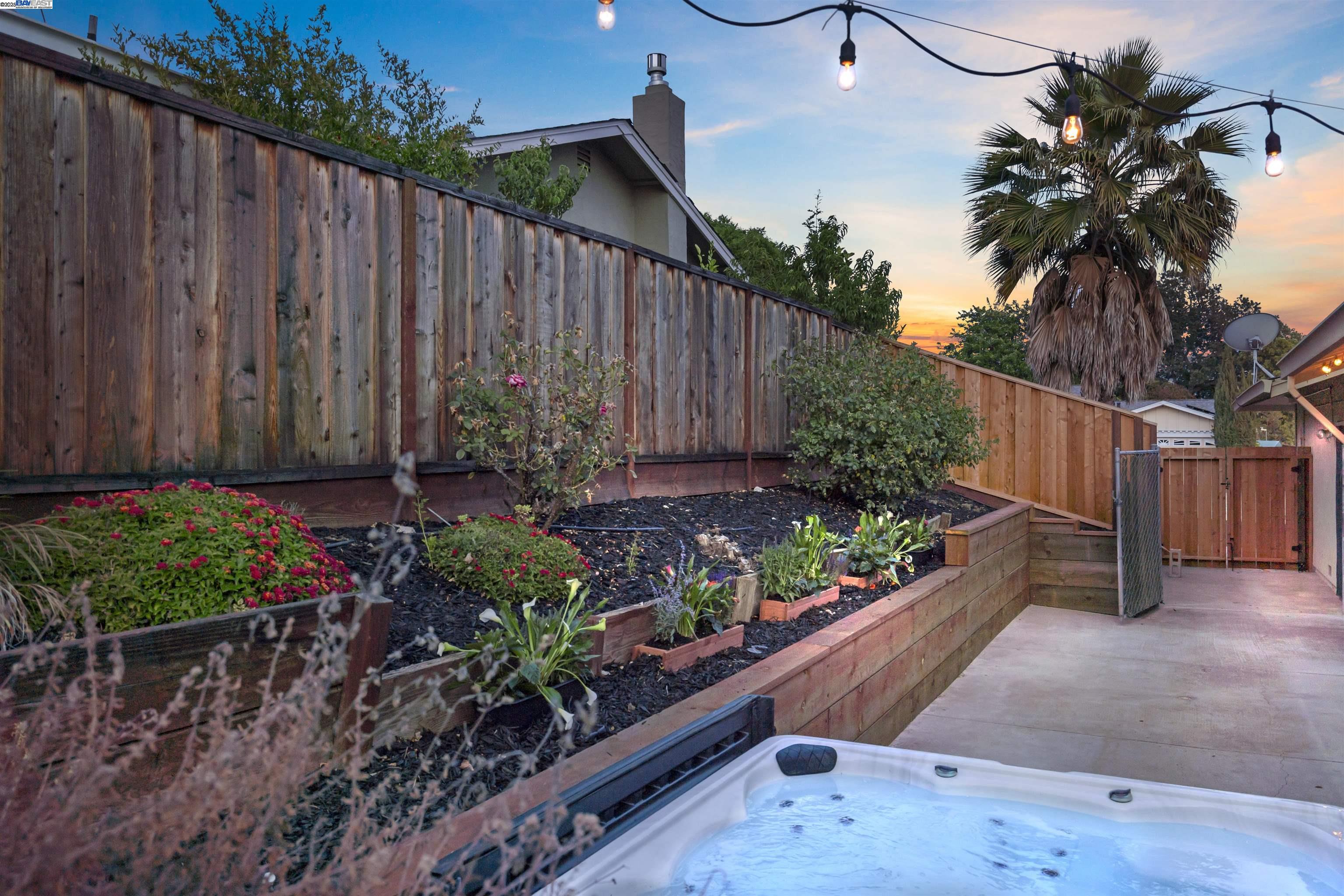 2682 Pickfair Ln