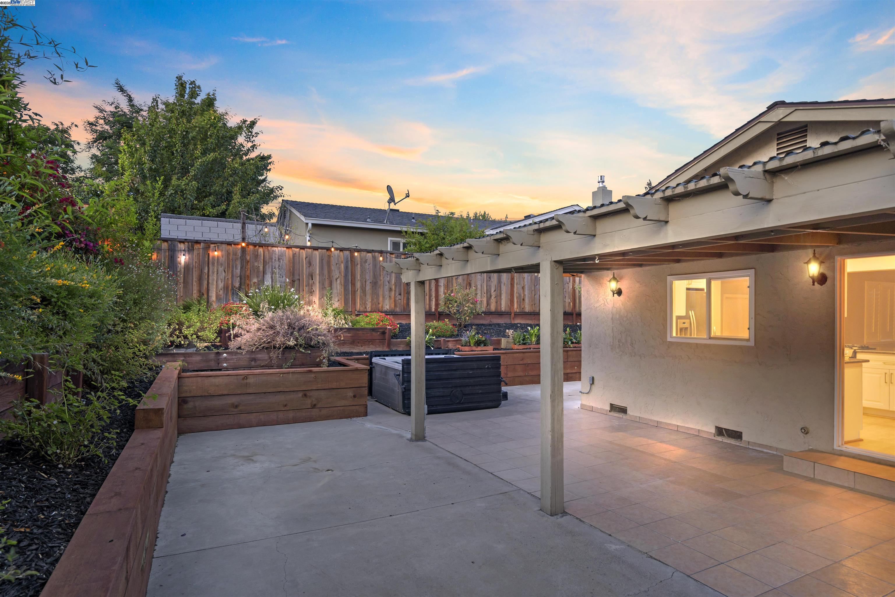 2682 Pickfair Ln