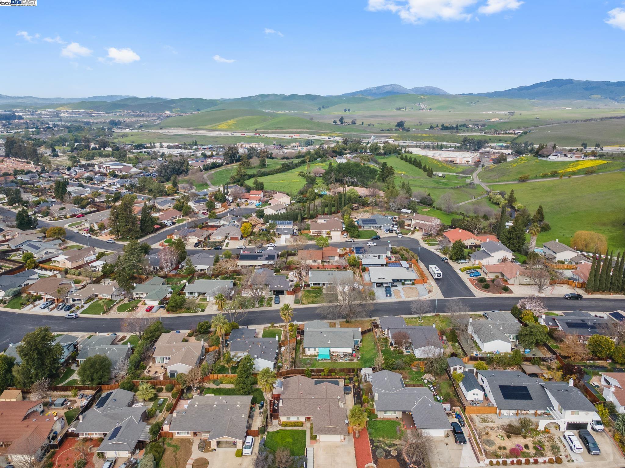 2682 Pickfair Ln