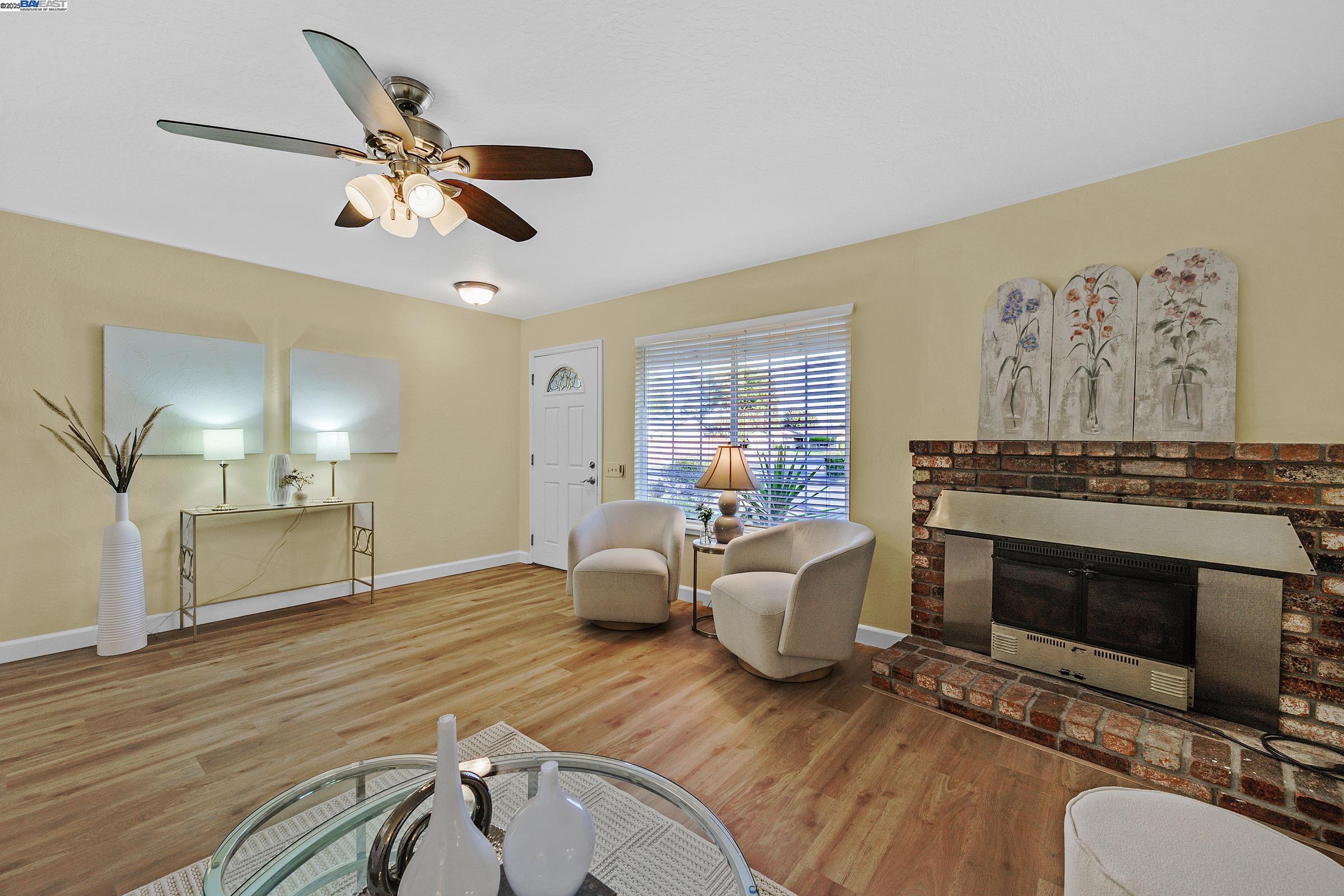 866 Cortland Way