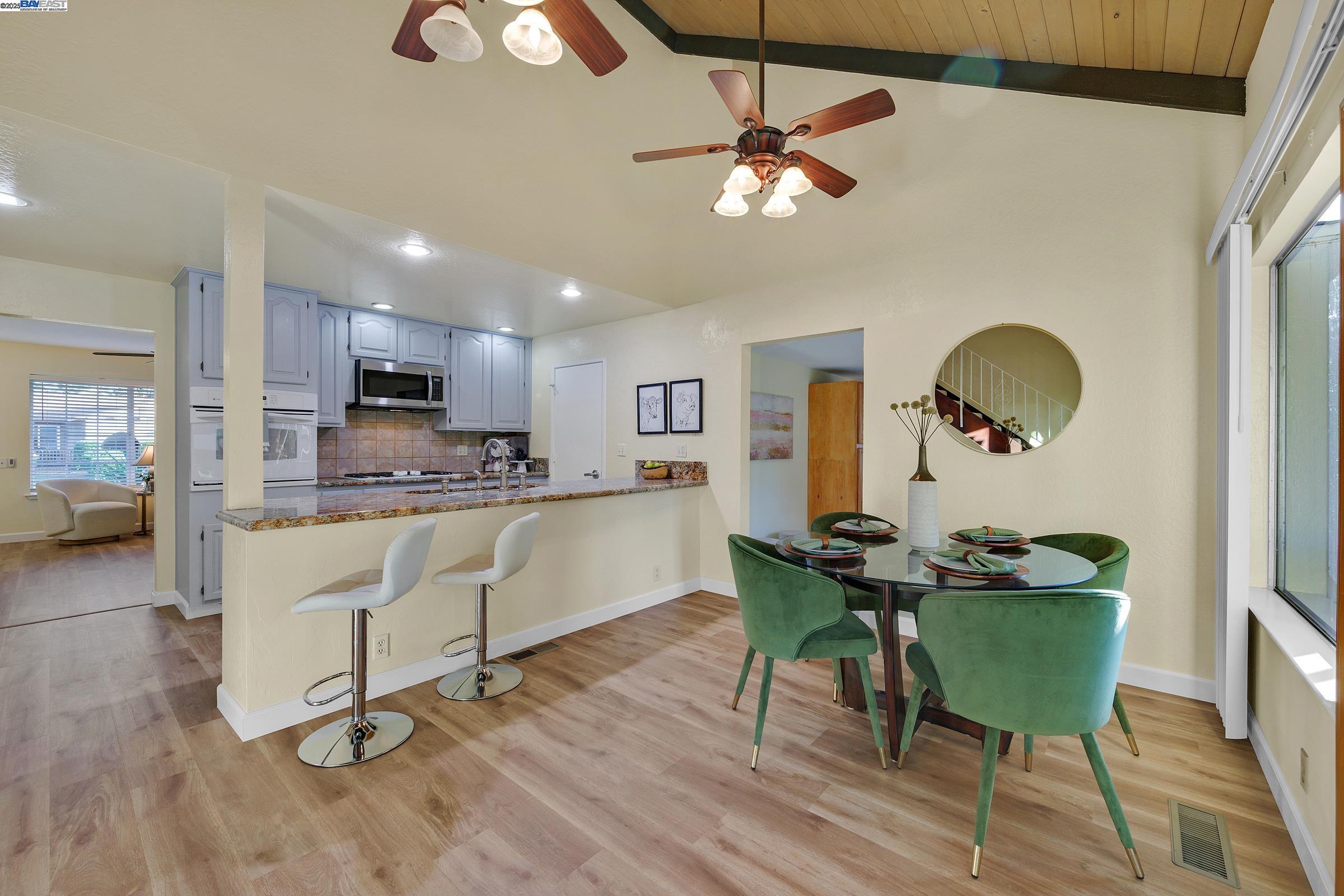 866 Cortland Way