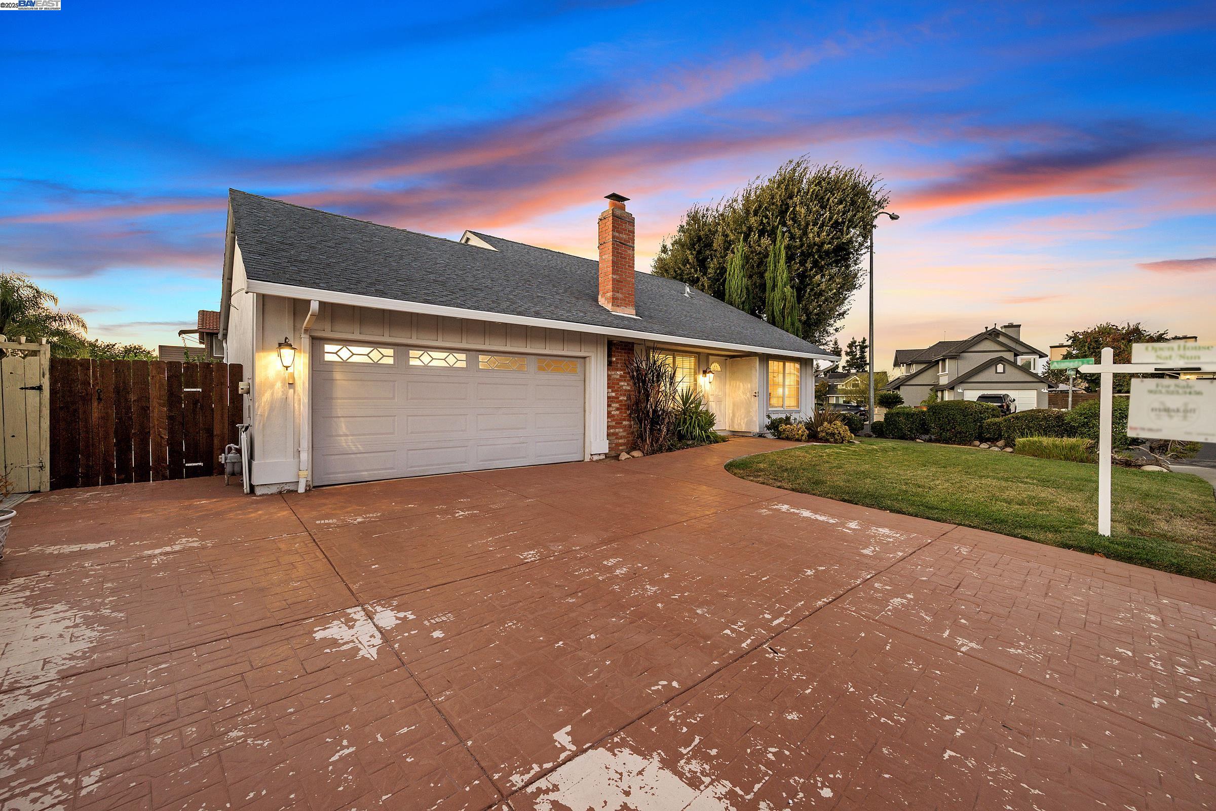 866 Cortland Way