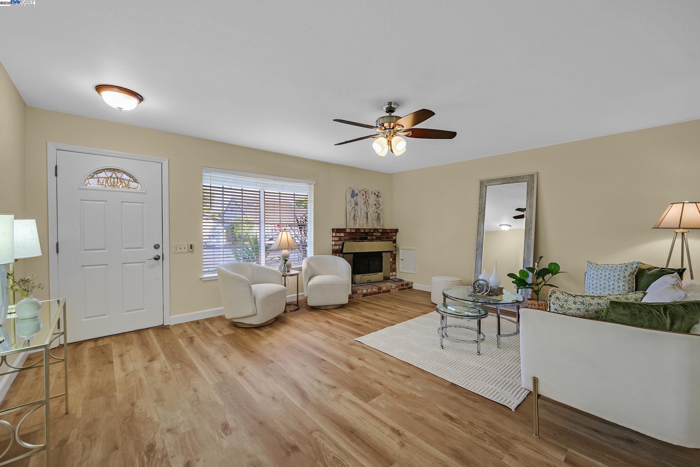 866 Cortland Way