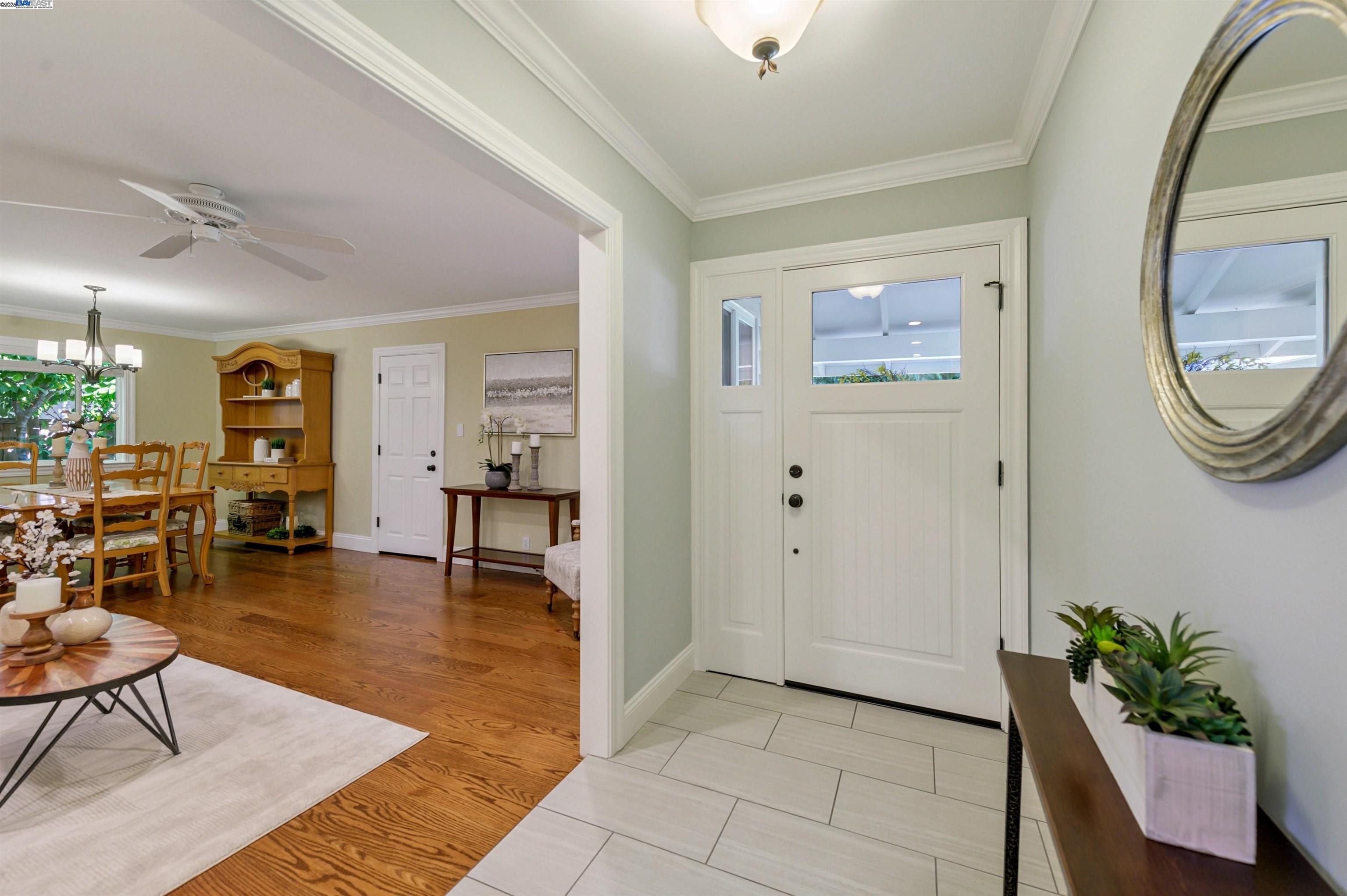 2456 Crestline Rd