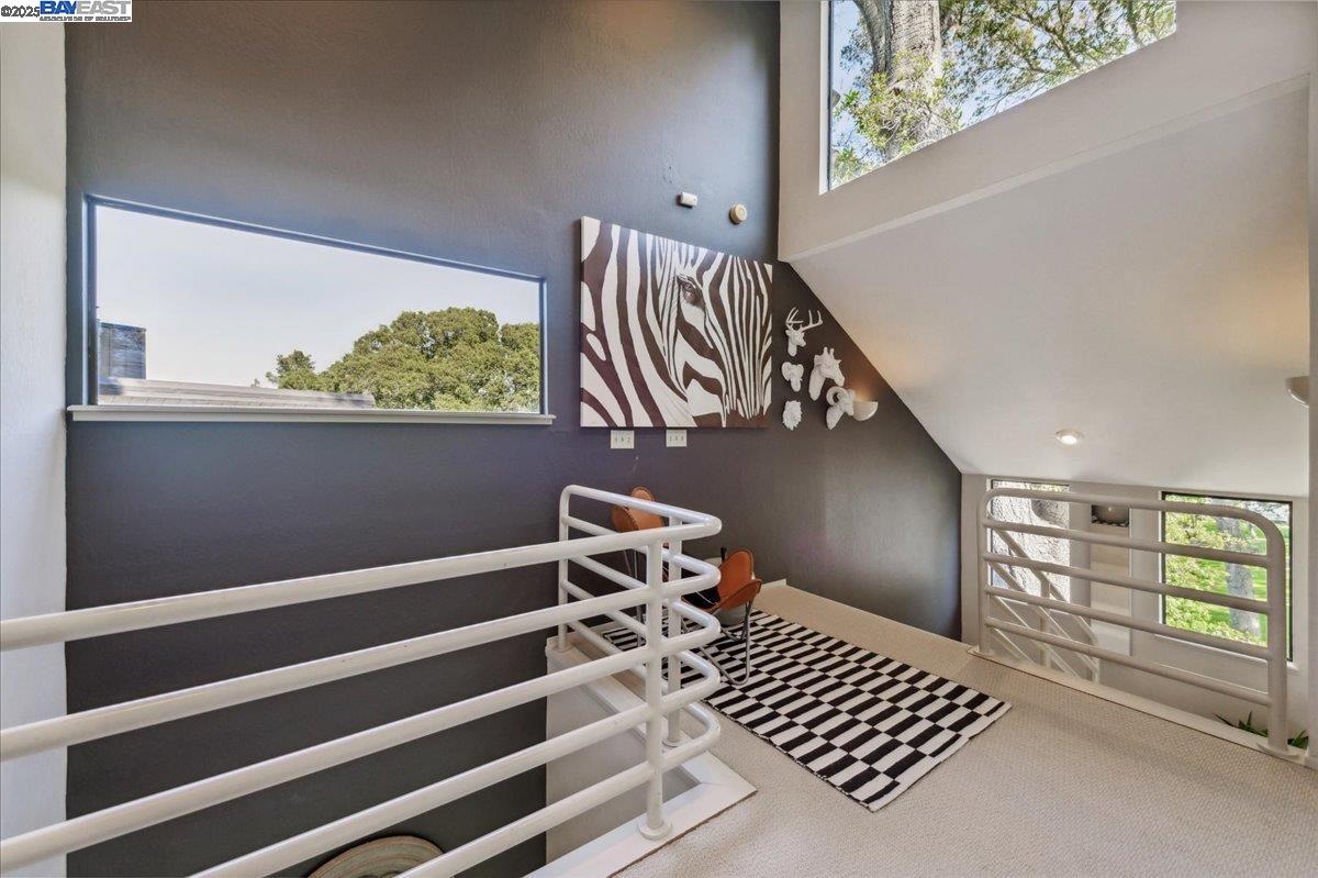 391 Oak Ln