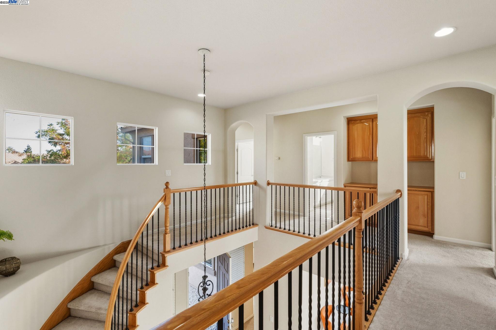 5212 Namath Cir