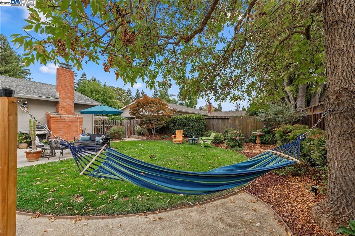 2474 Tanager Dr