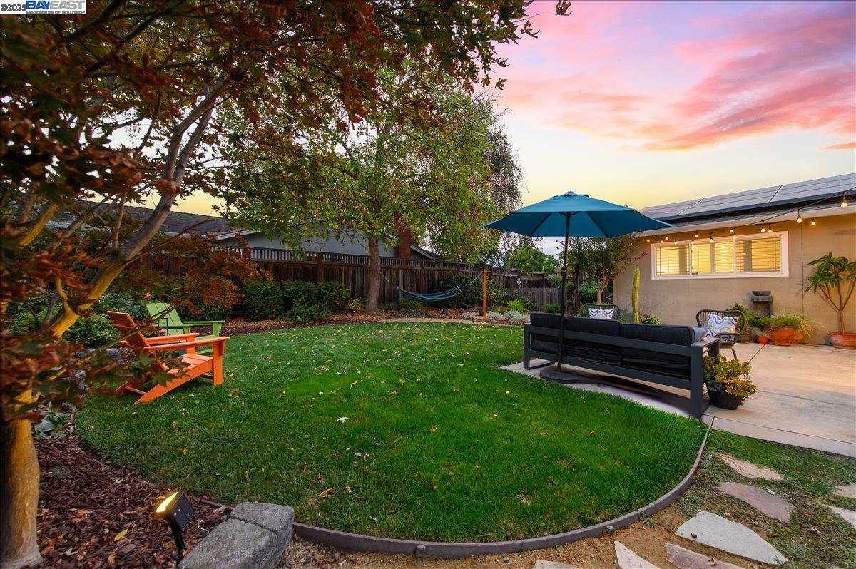 2474 Tanager Dr