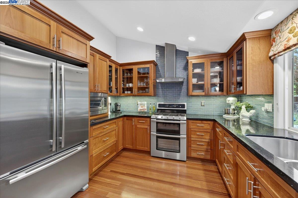 1253 Ridgewood Rd