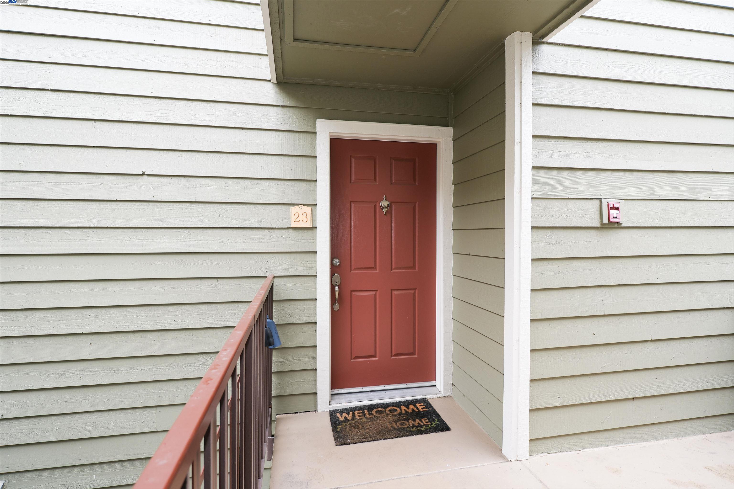 285 Reflections Dr # 23