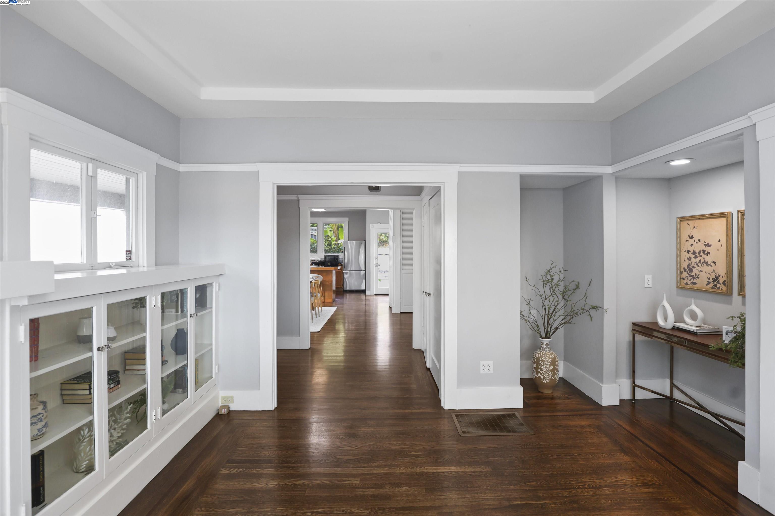 1361 Oakland Ave