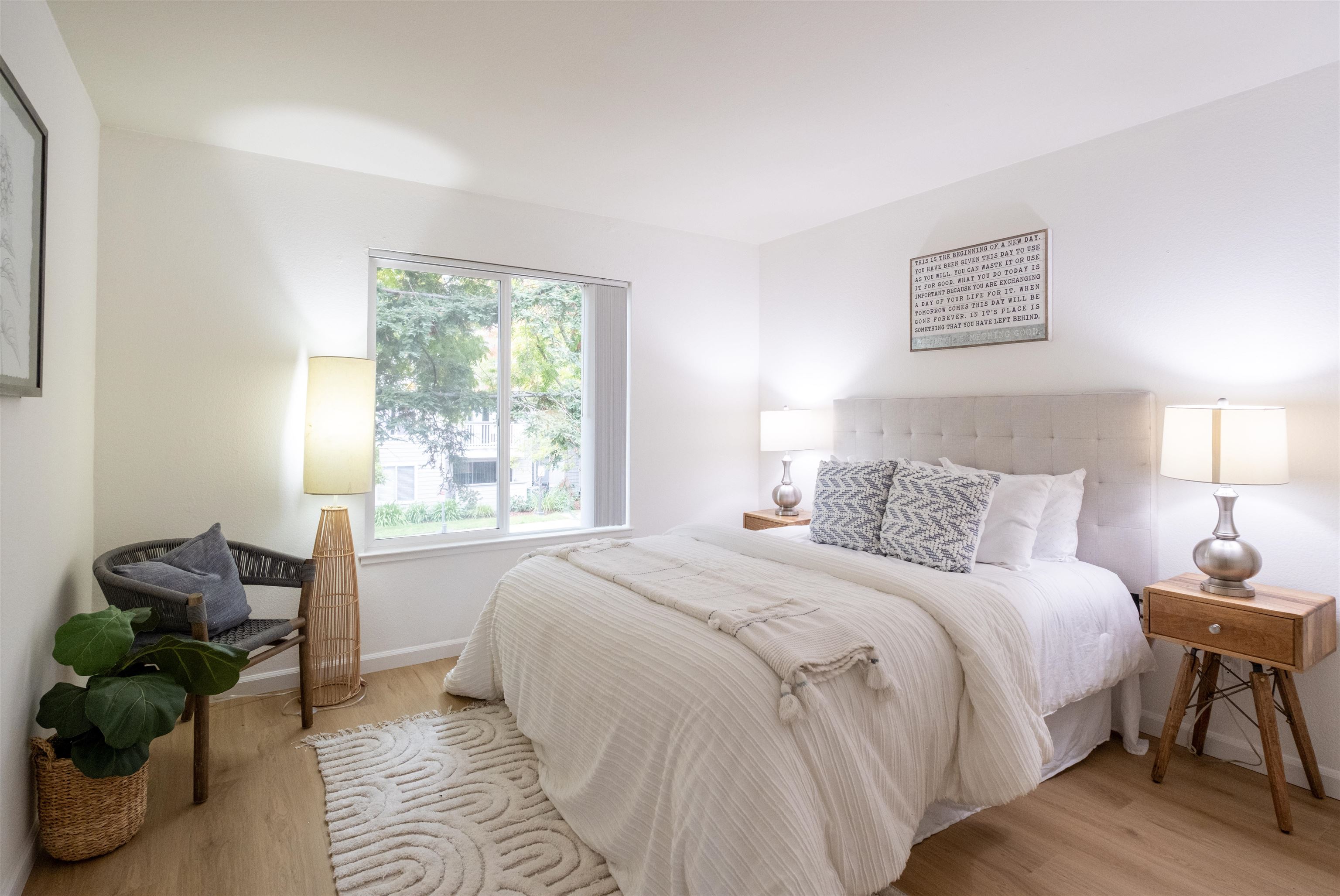 285 Reflections Dr # 23