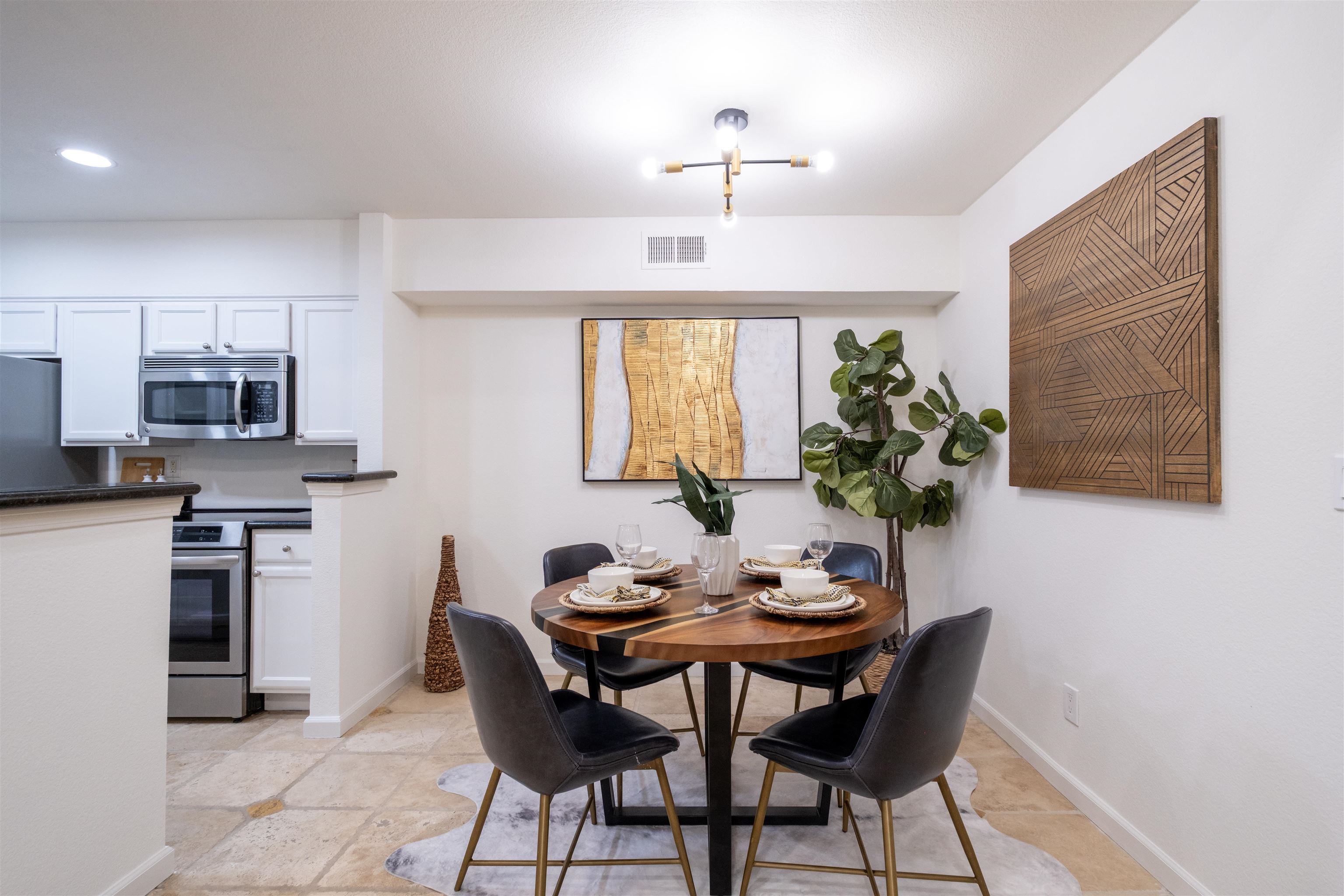 285 Reflections Dr # 23