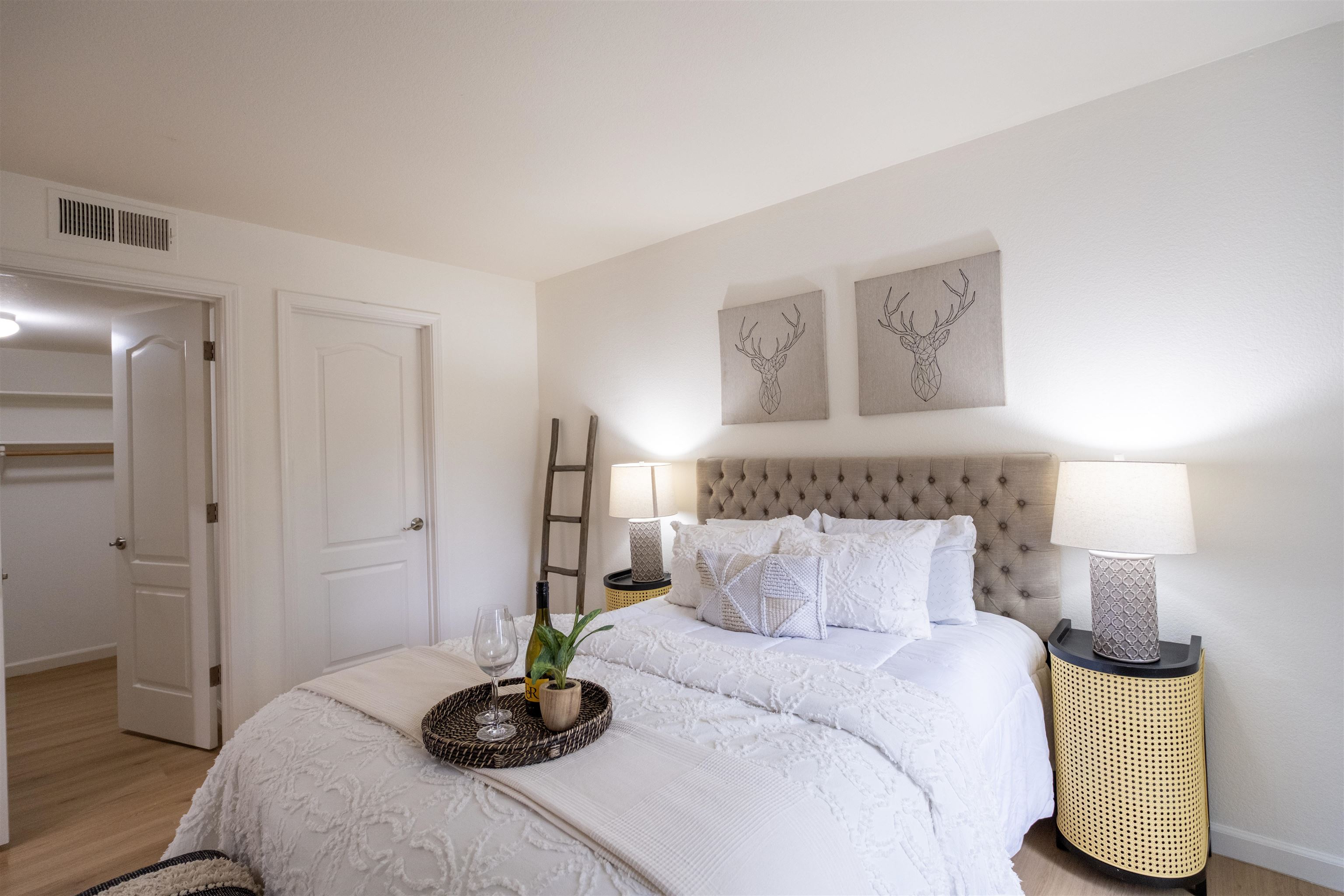 285 Reflections Dr # 23