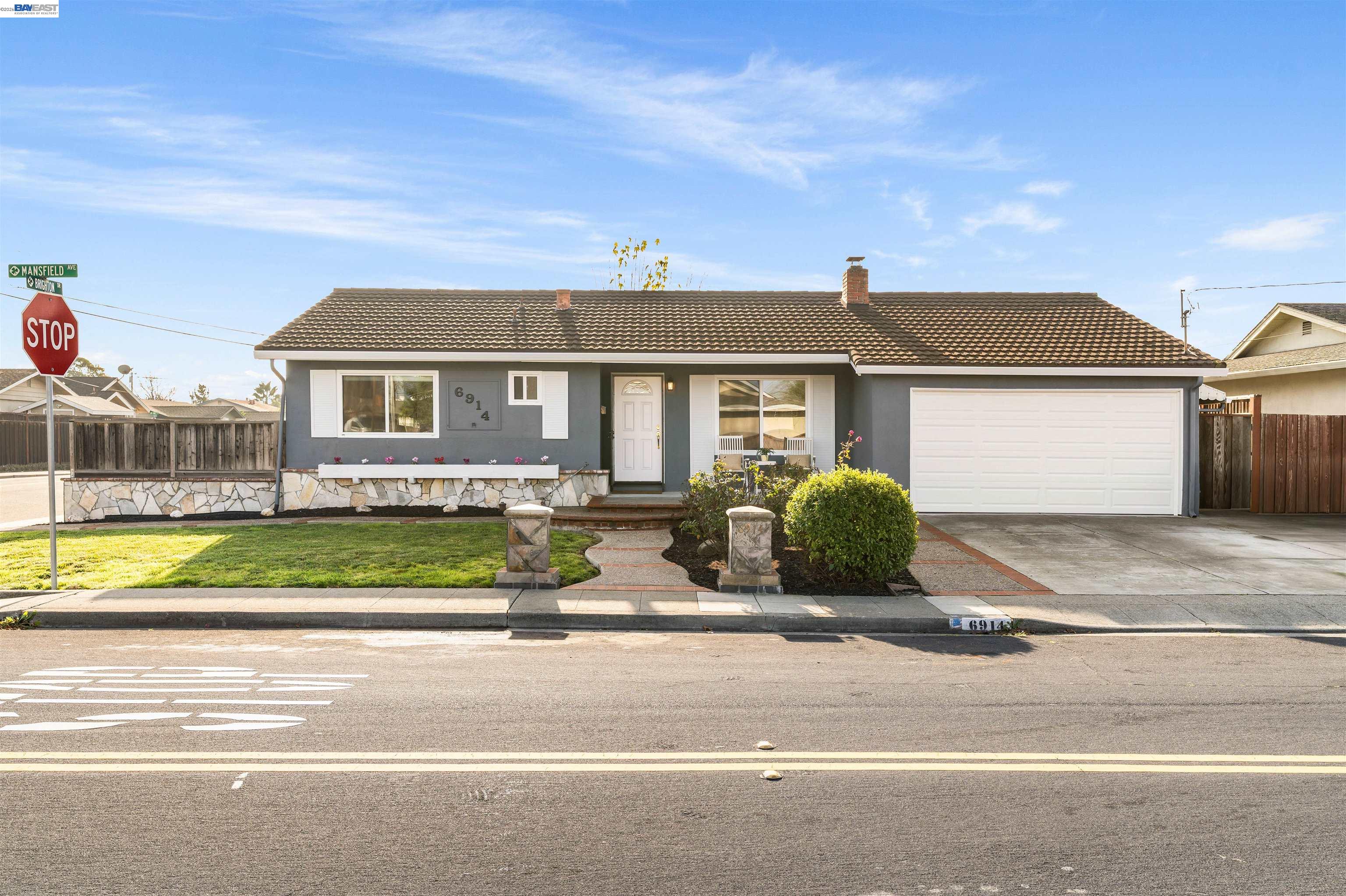 6914 Mansfield Ave