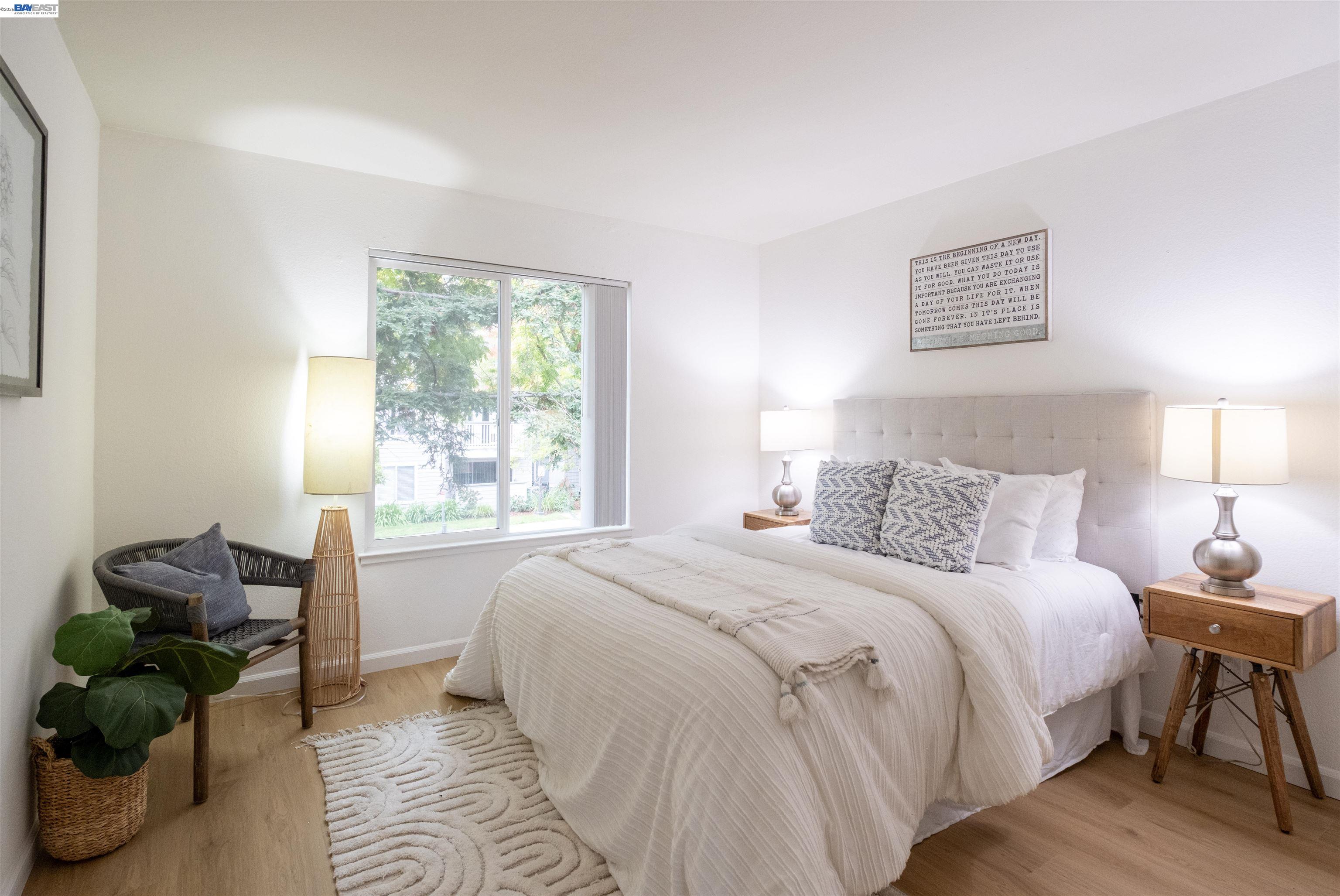 285 Reflections Dr # 23