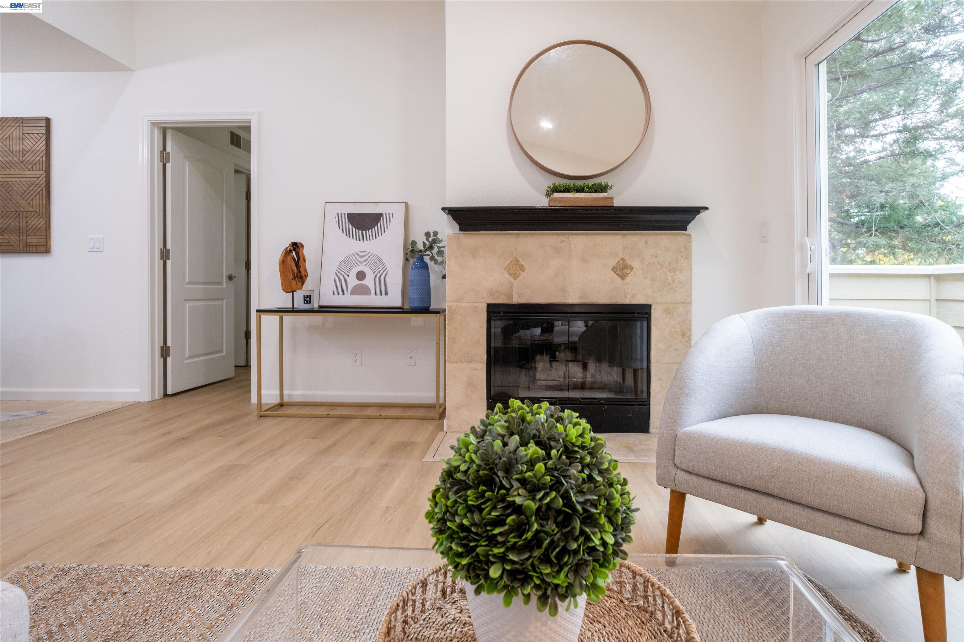 285 Reflections Dr # 23