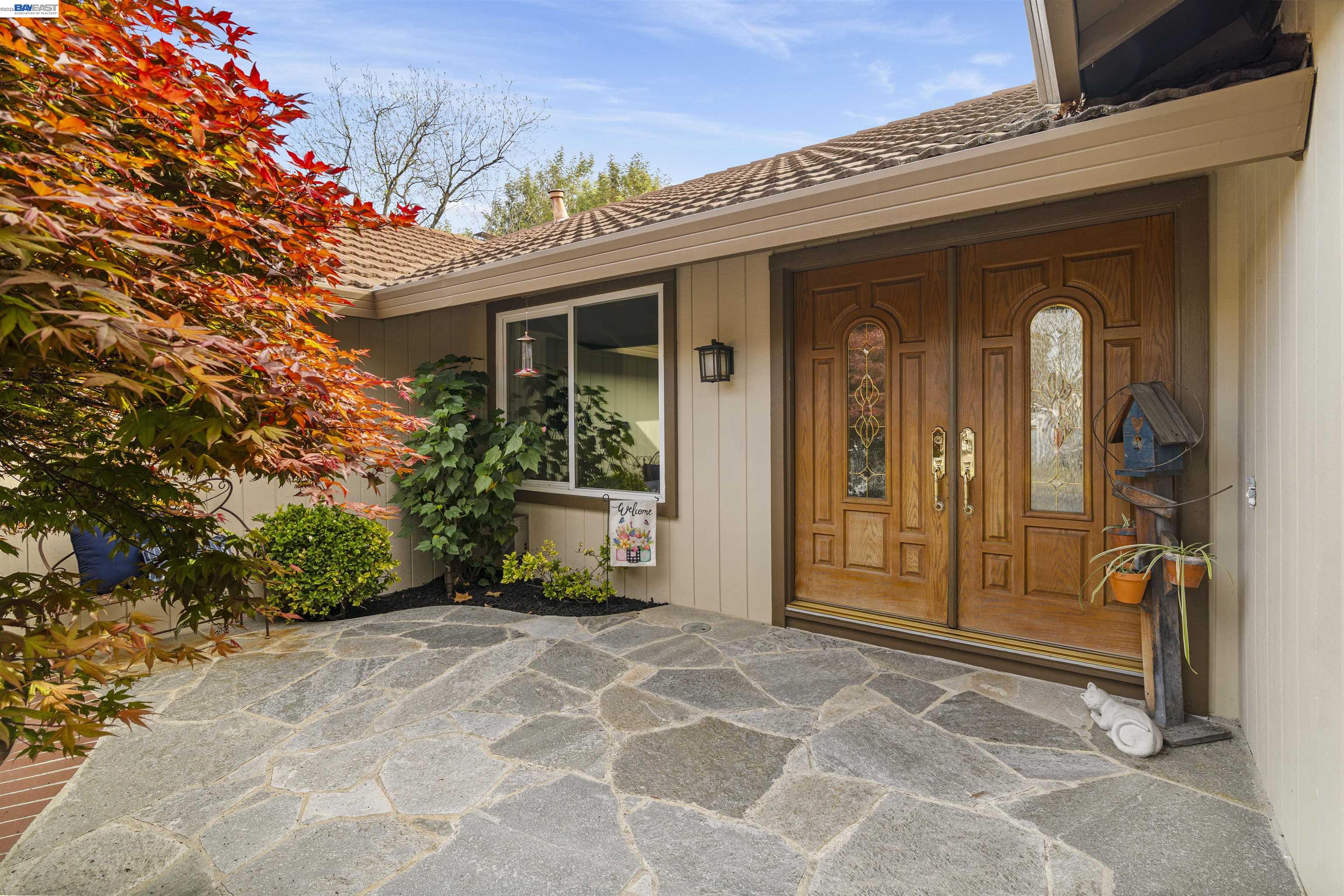 5534 Blackbird Dr