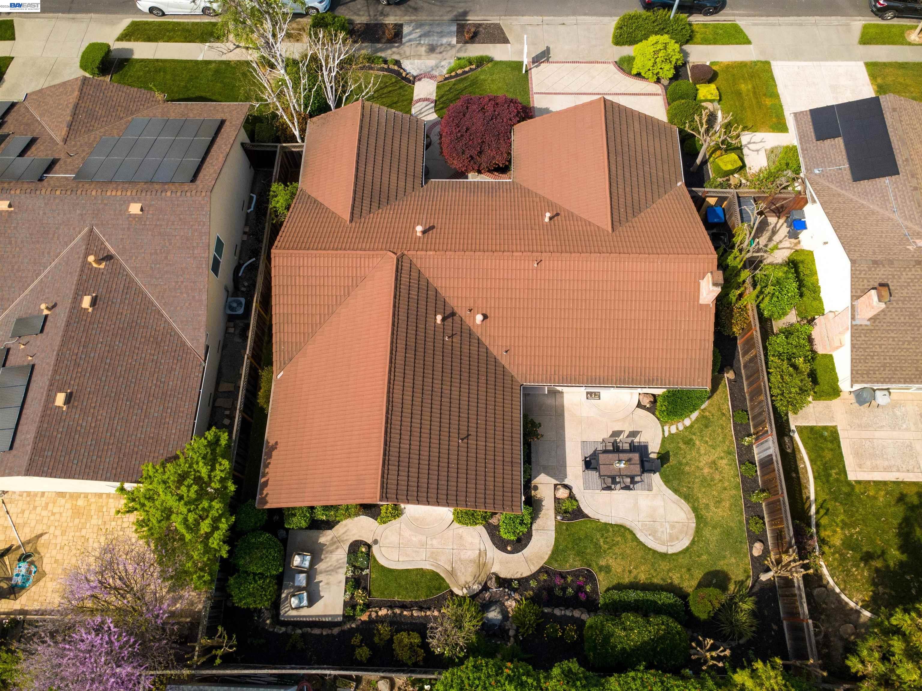 5534 Blackbird Dr