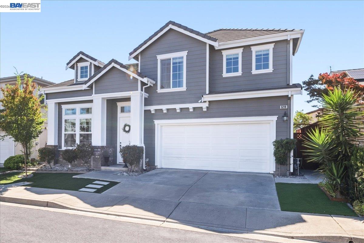 5219 N Forestdale Cir