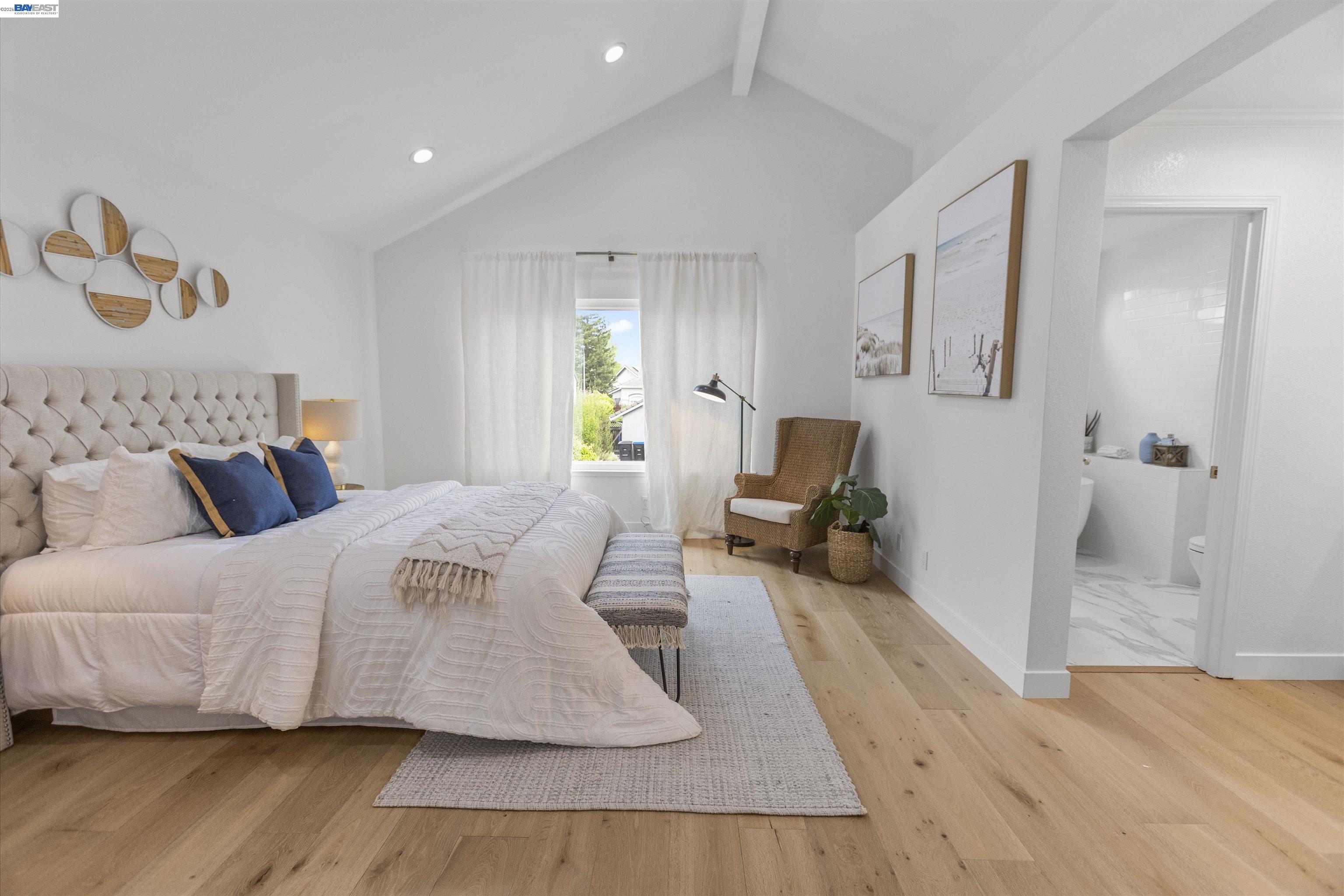 6427 Paseo Santa Maria