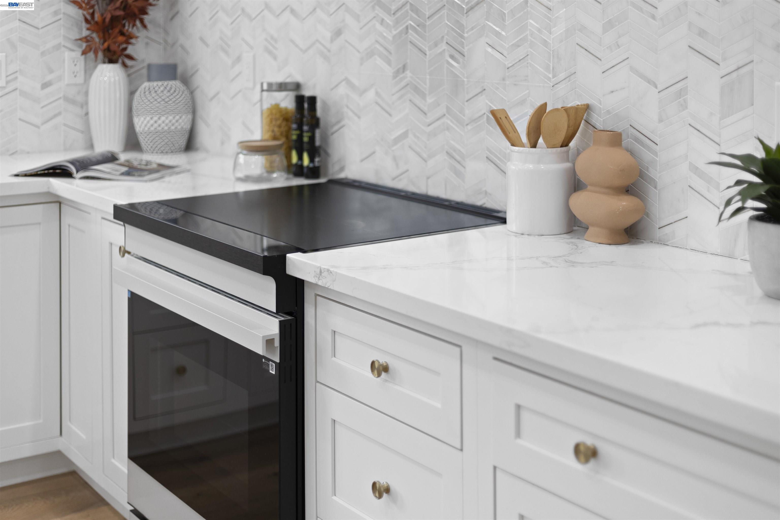 6427 Paseo Santa Maria