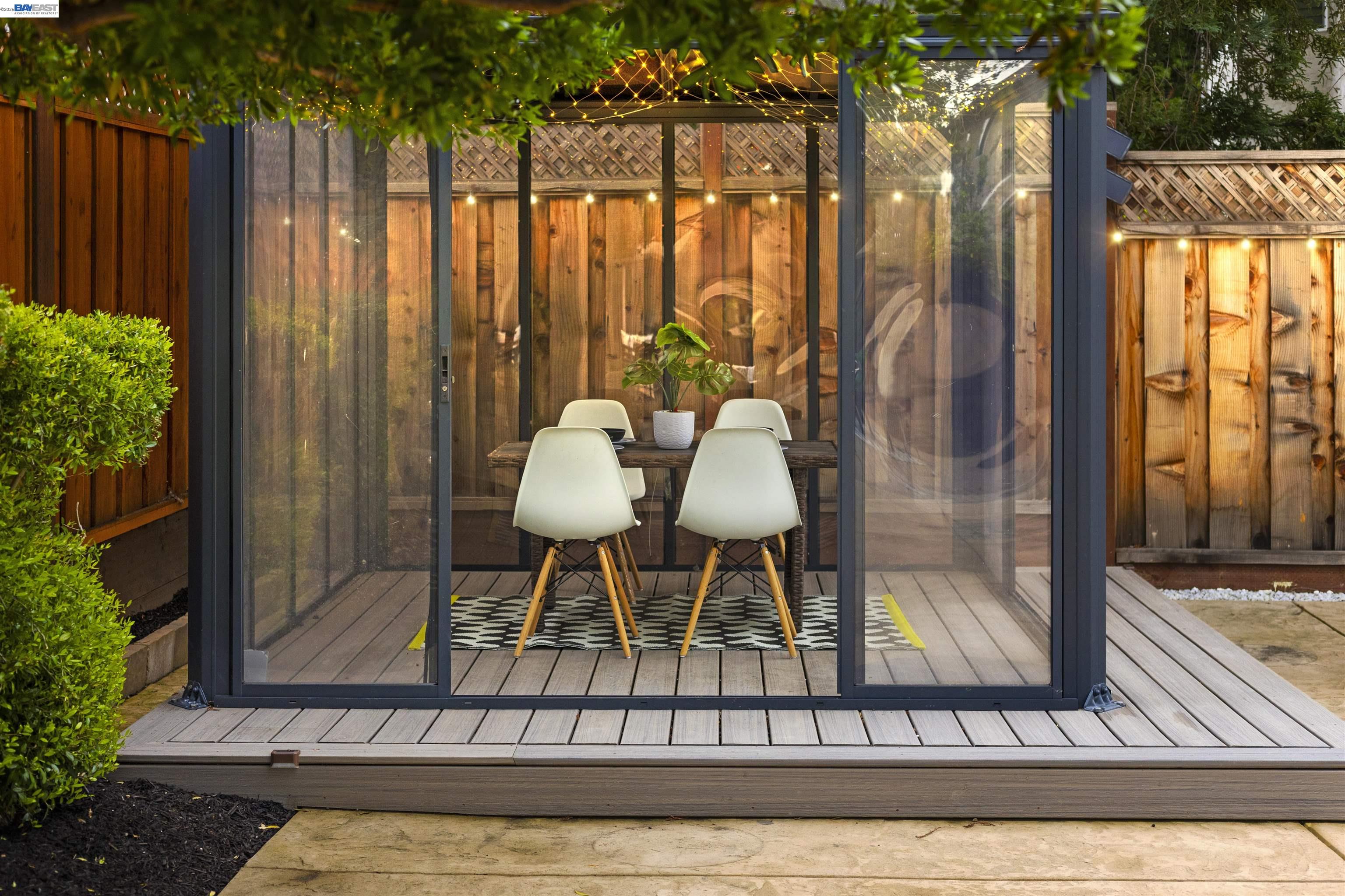 6427 Paseo Santa Maria