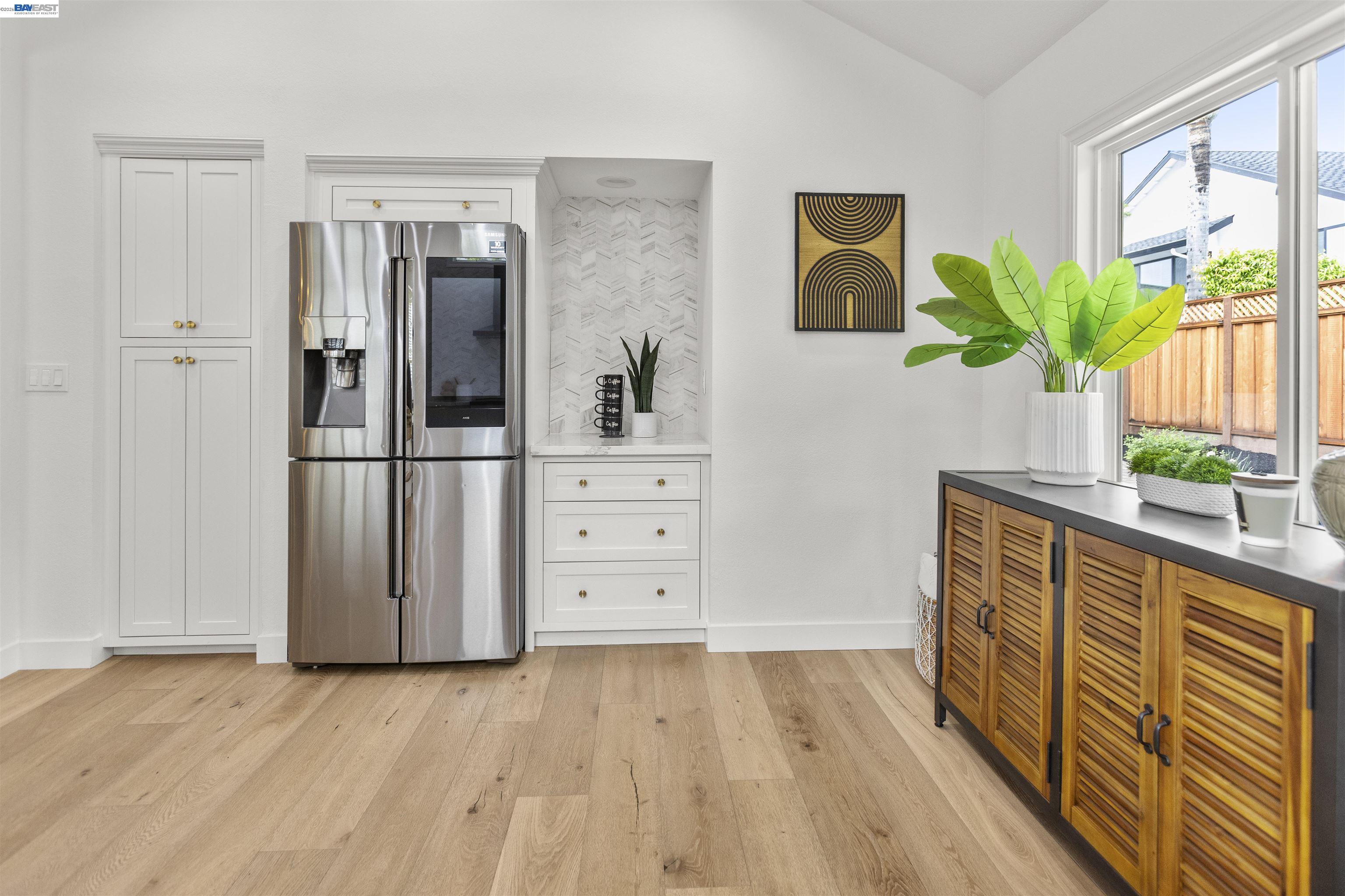 6427 Paseo Santa Maria