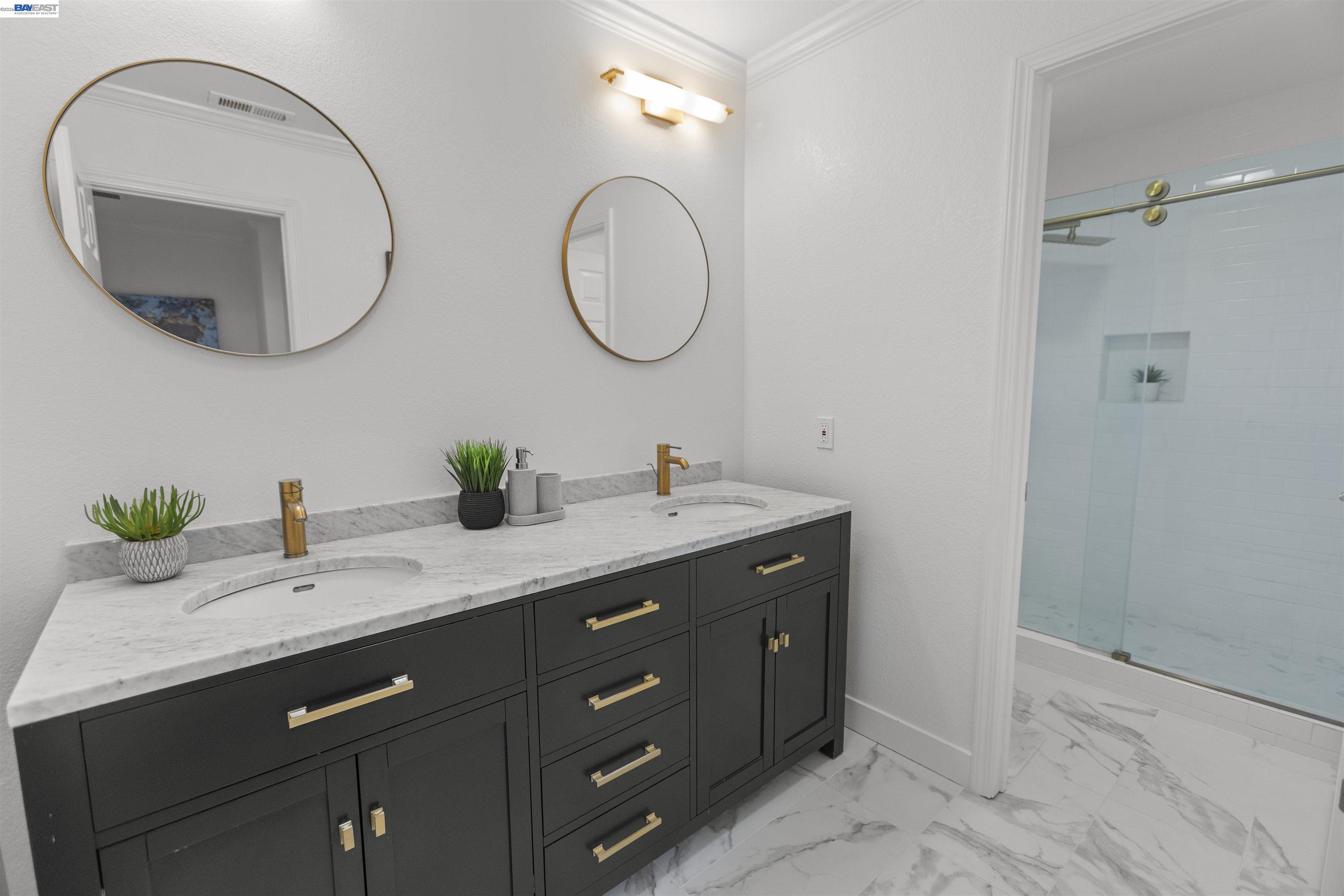 6427 Paseo Santa Maria