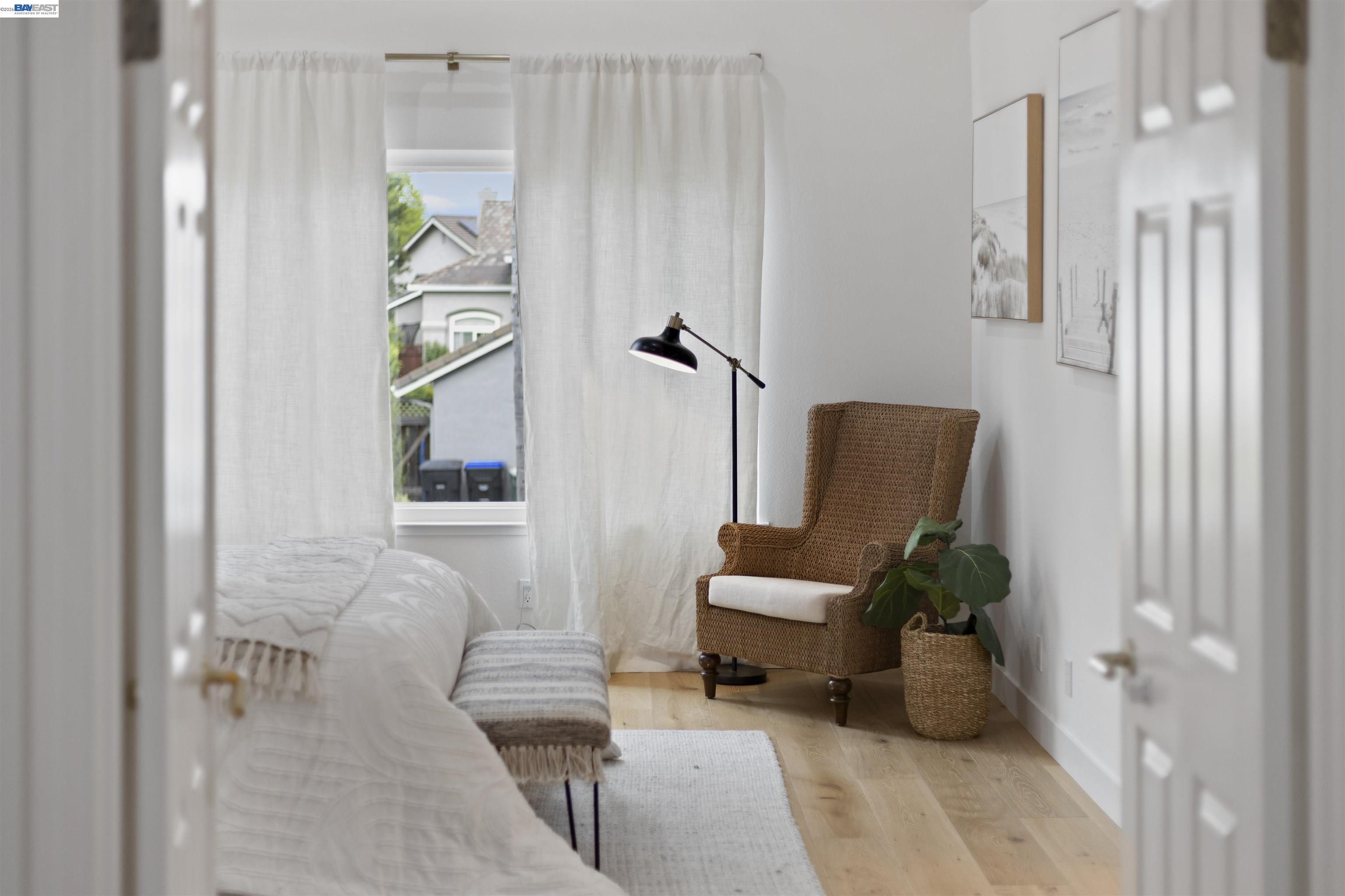 6427 Paseo Santa Maria