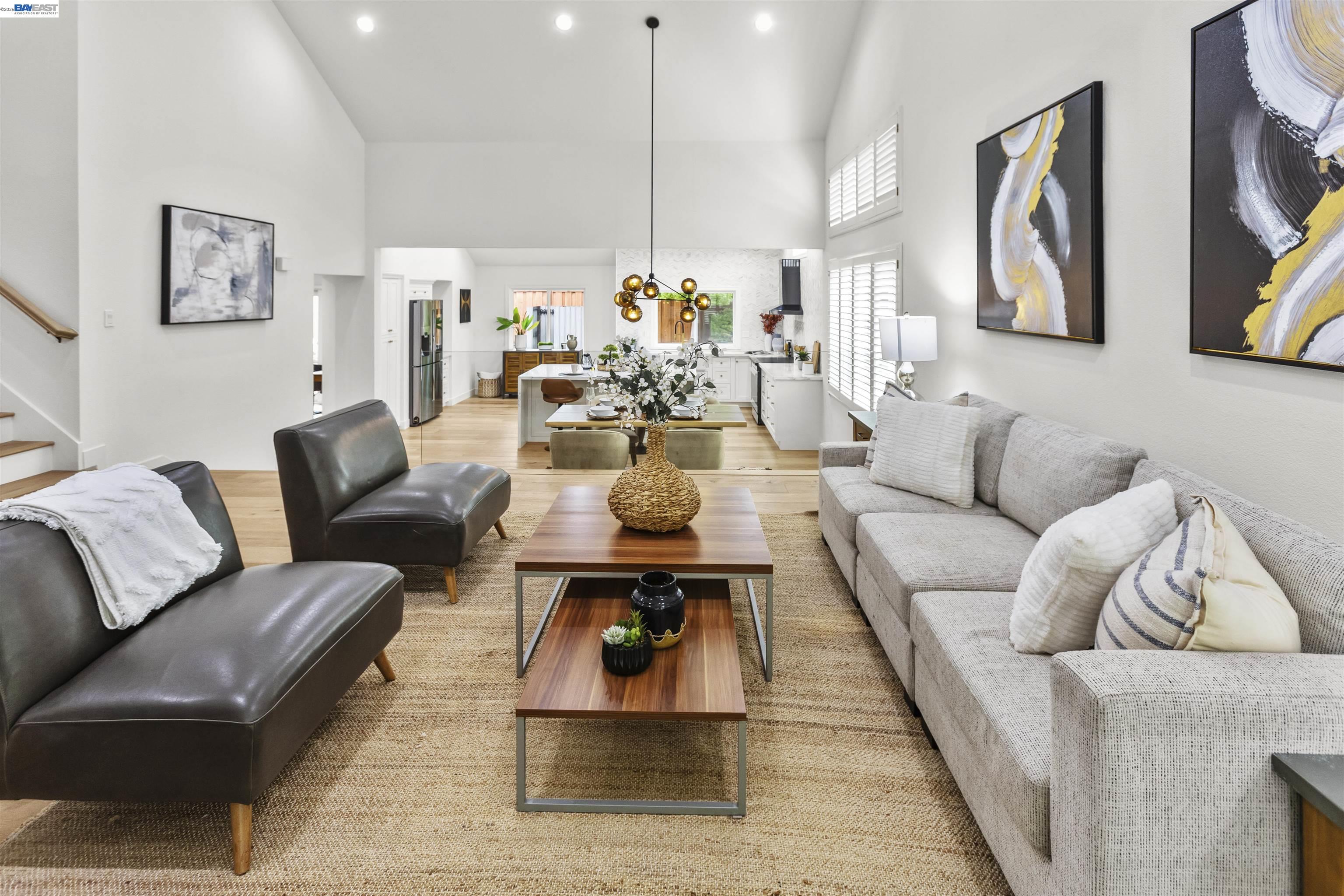 6427 Paseo Santa Maria