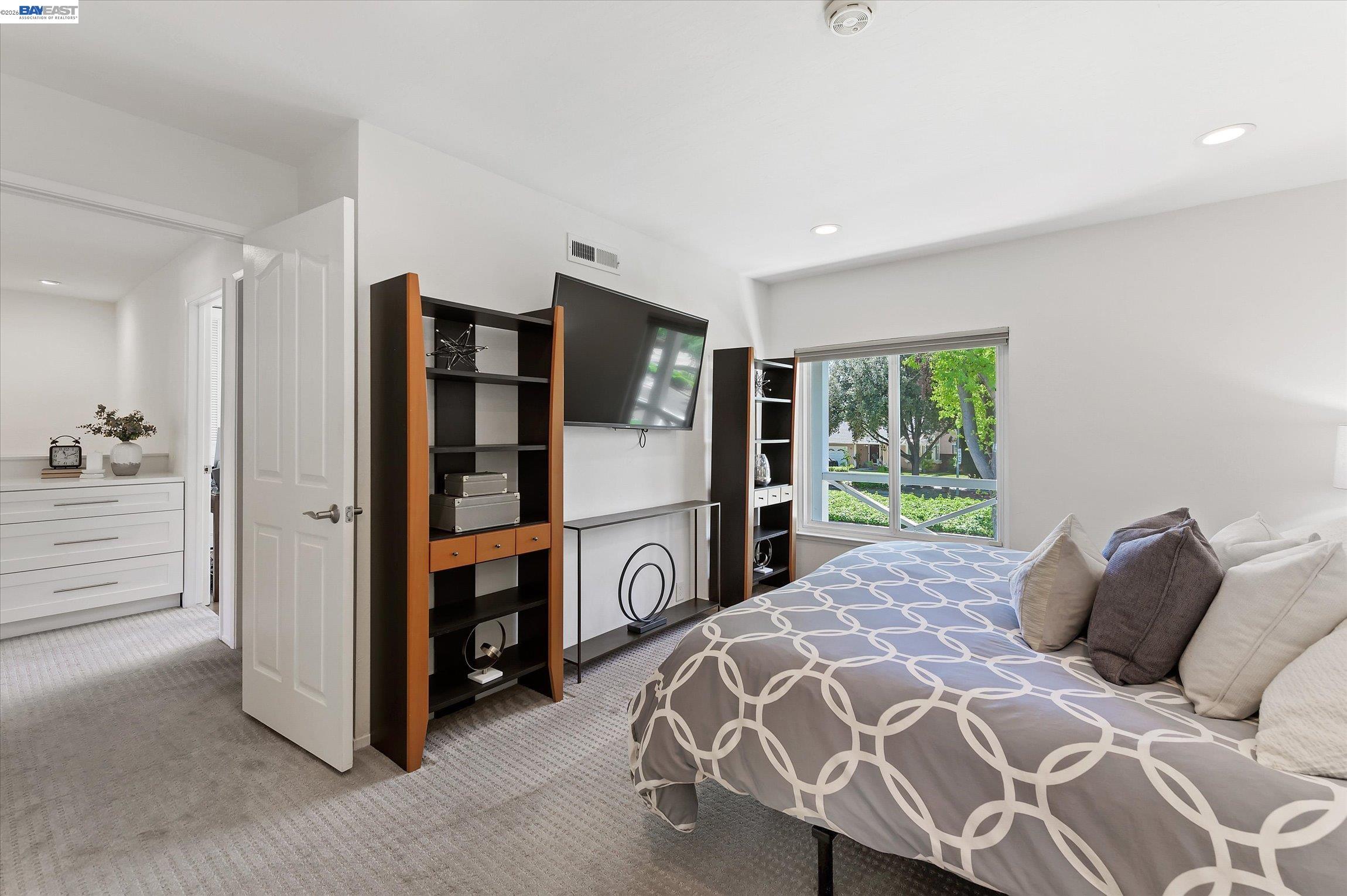 4767 Del Valle Pkwy