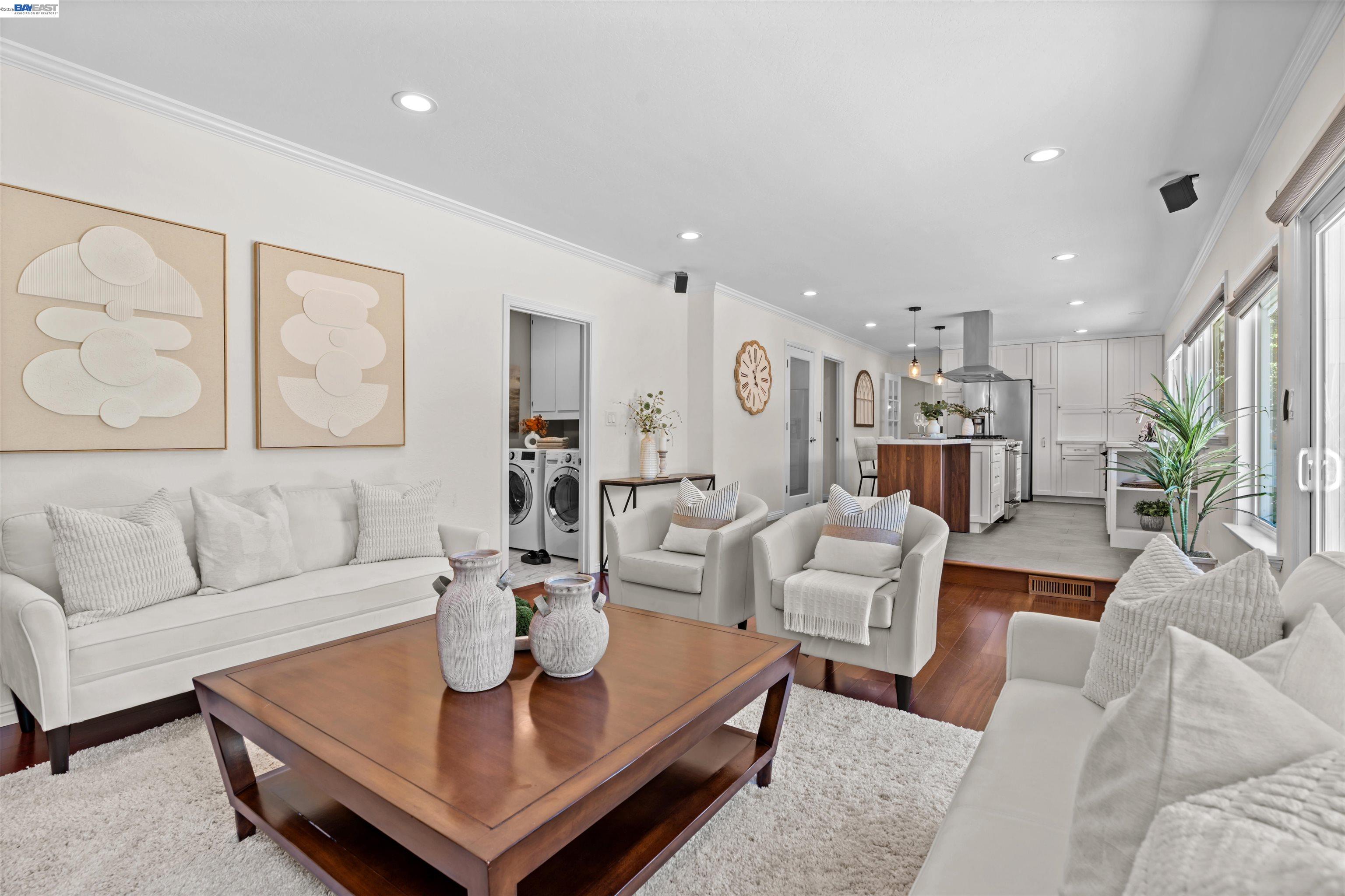 4767 Del Valle Pkwy