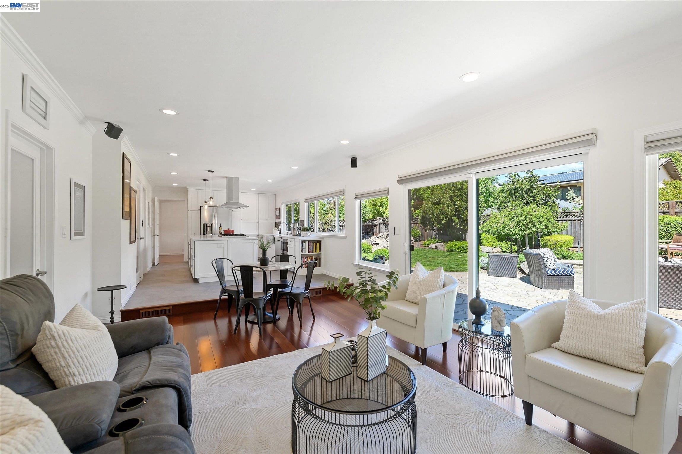 4767 Del Valle Pkwy