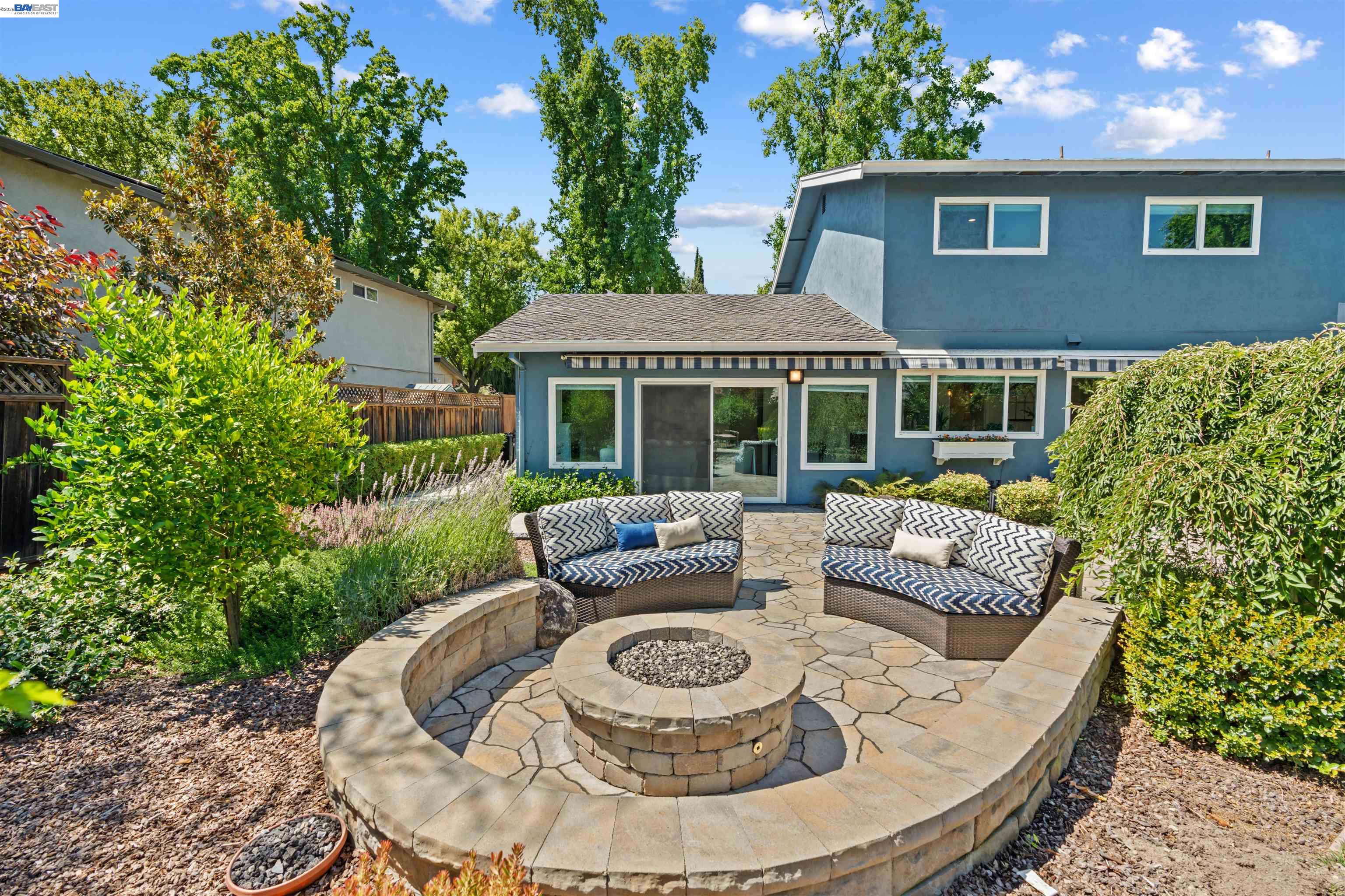 4767 Del Valle Pkwy
