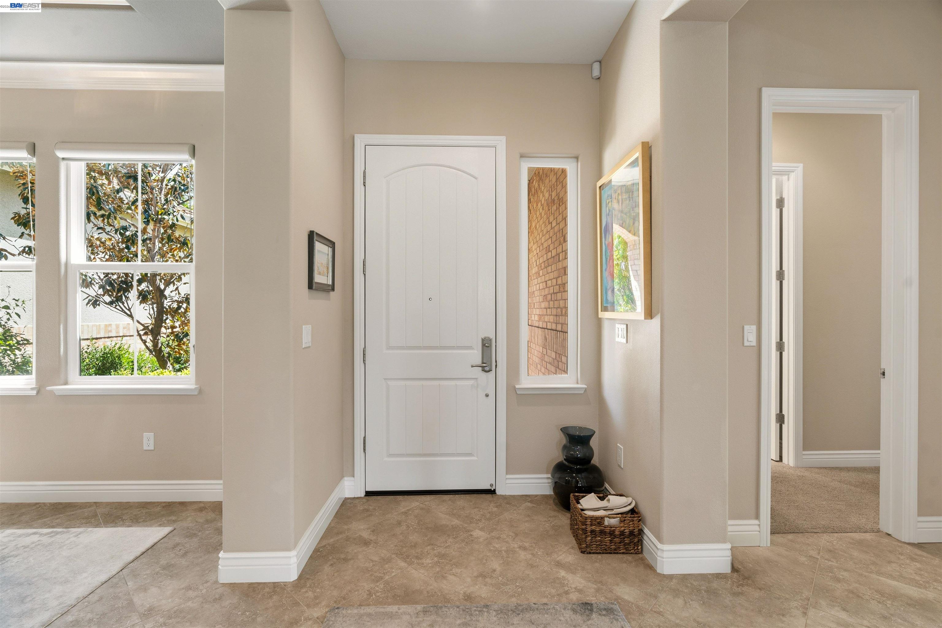 2205 Cameron Cir