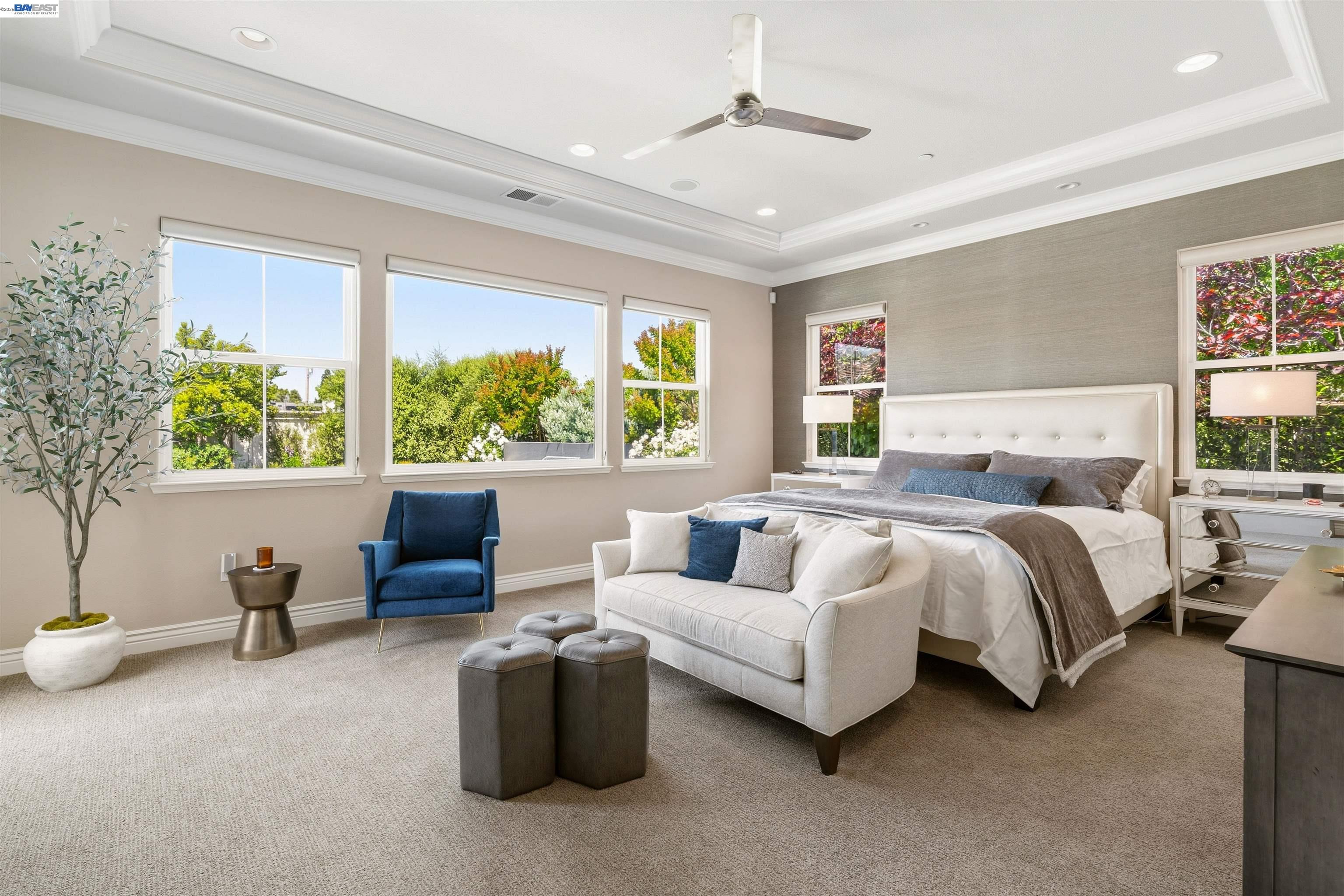 2205 Cameron Cir