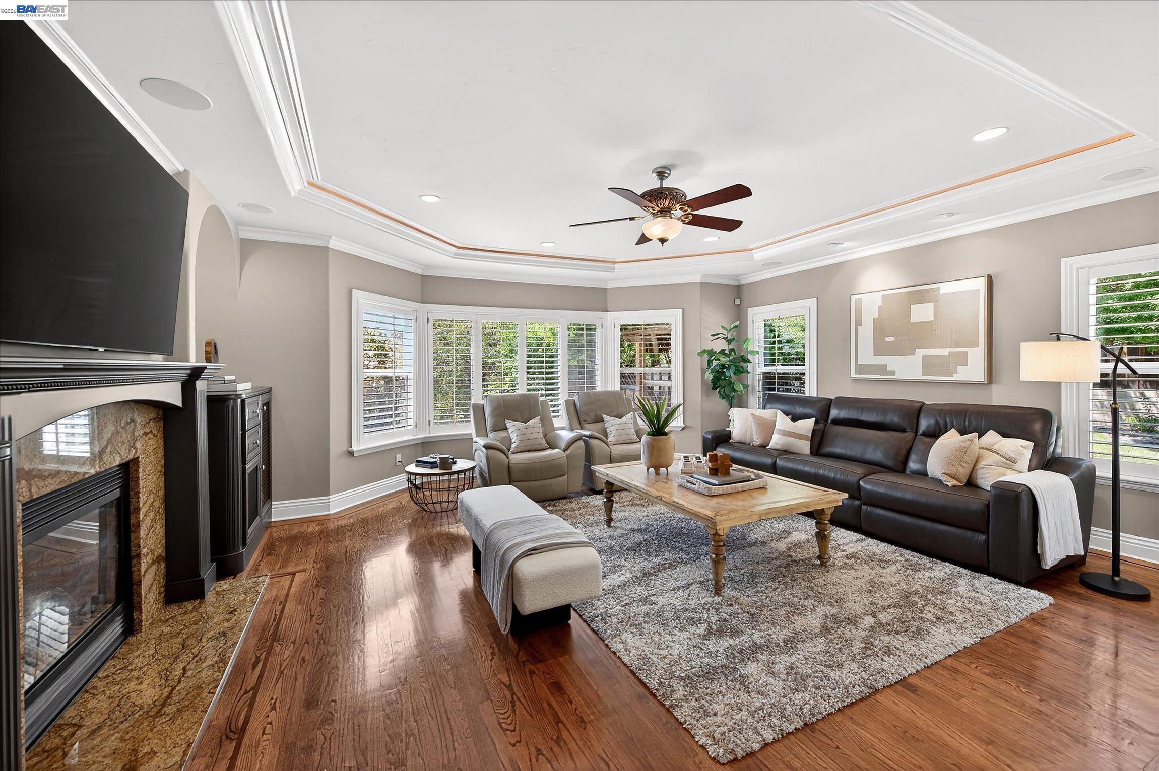 2337 Grosvenor Heights Ct