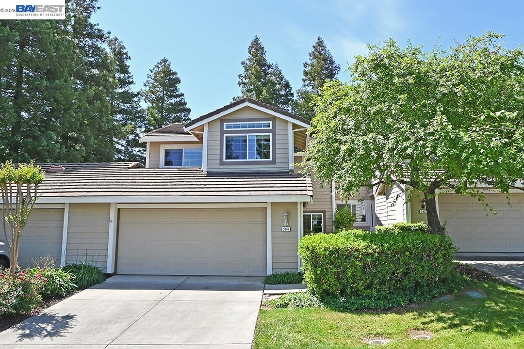 3869 MacGregor Cmn
