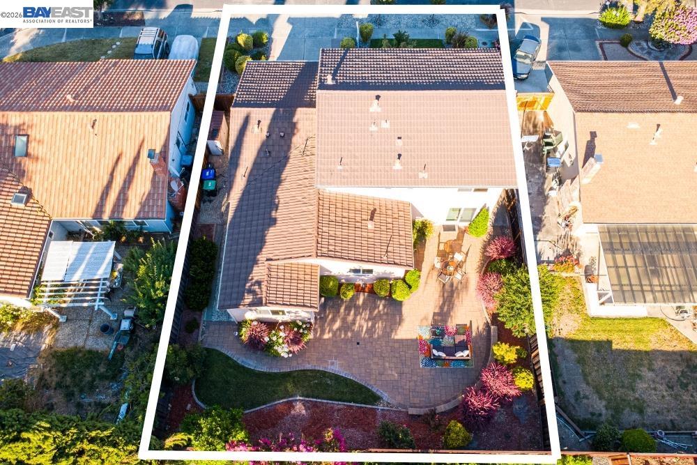 2358 Crestline Rd