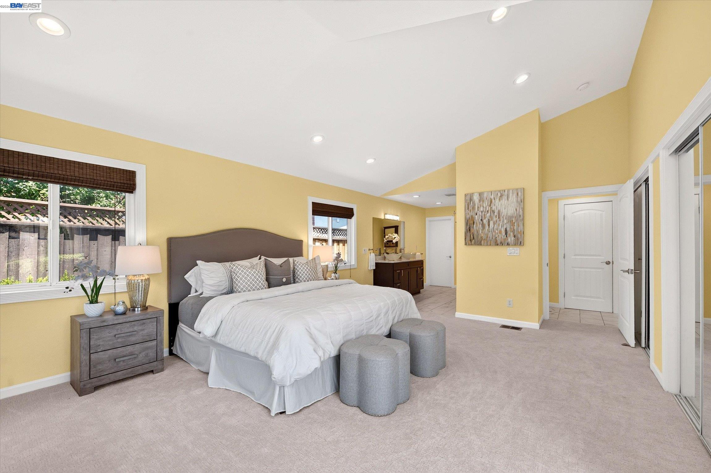 2358 Crestline Rd