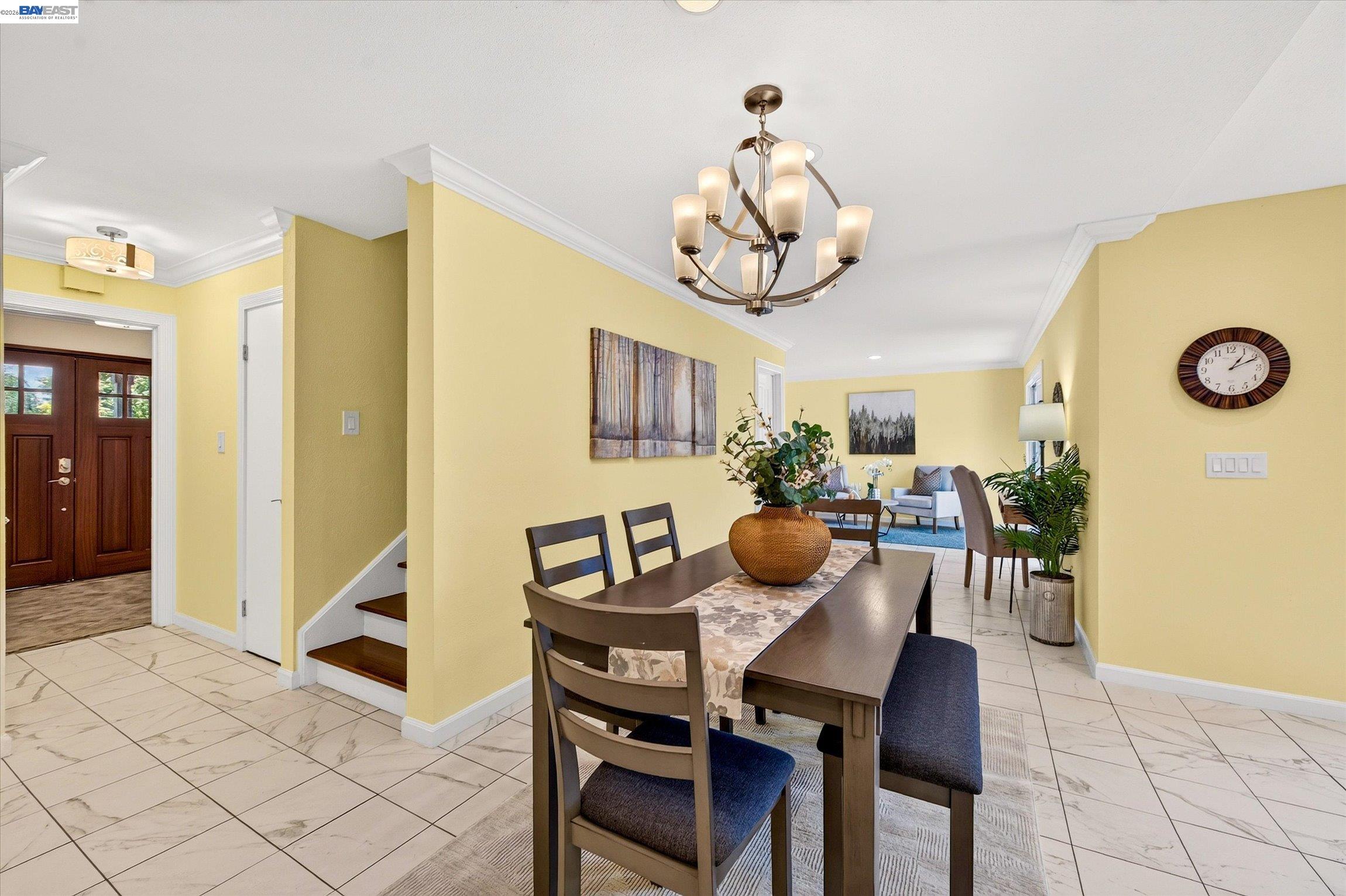 2358 Crestline Rd