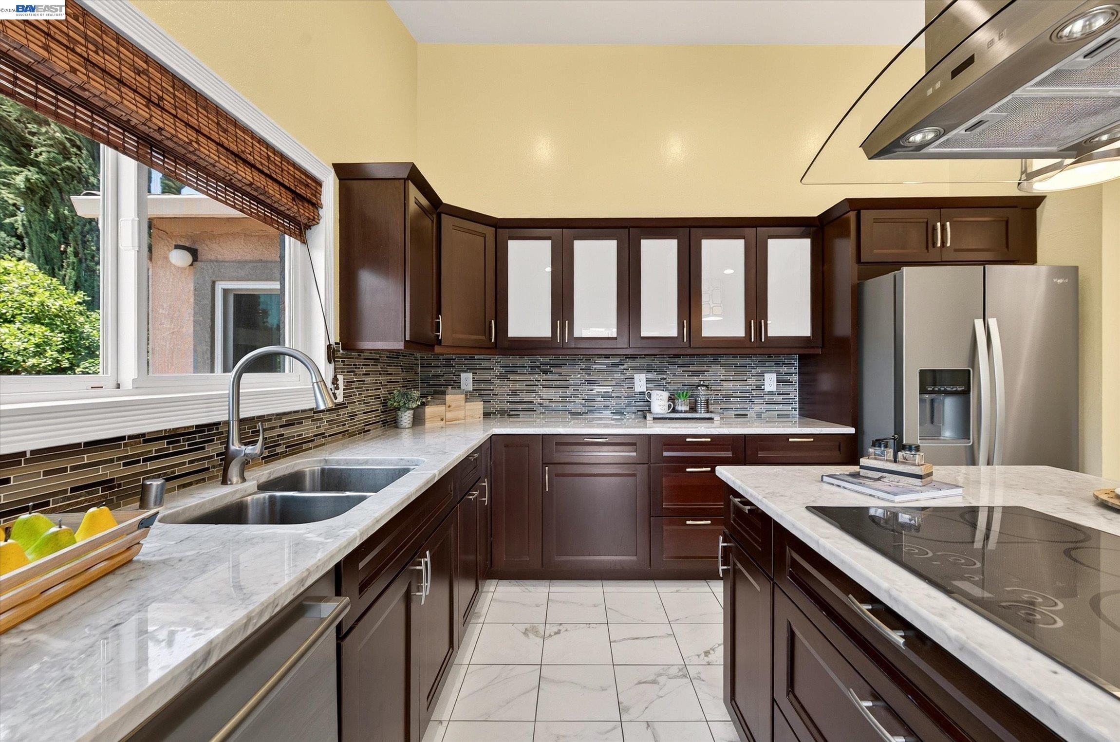 2358 Crestline Rd